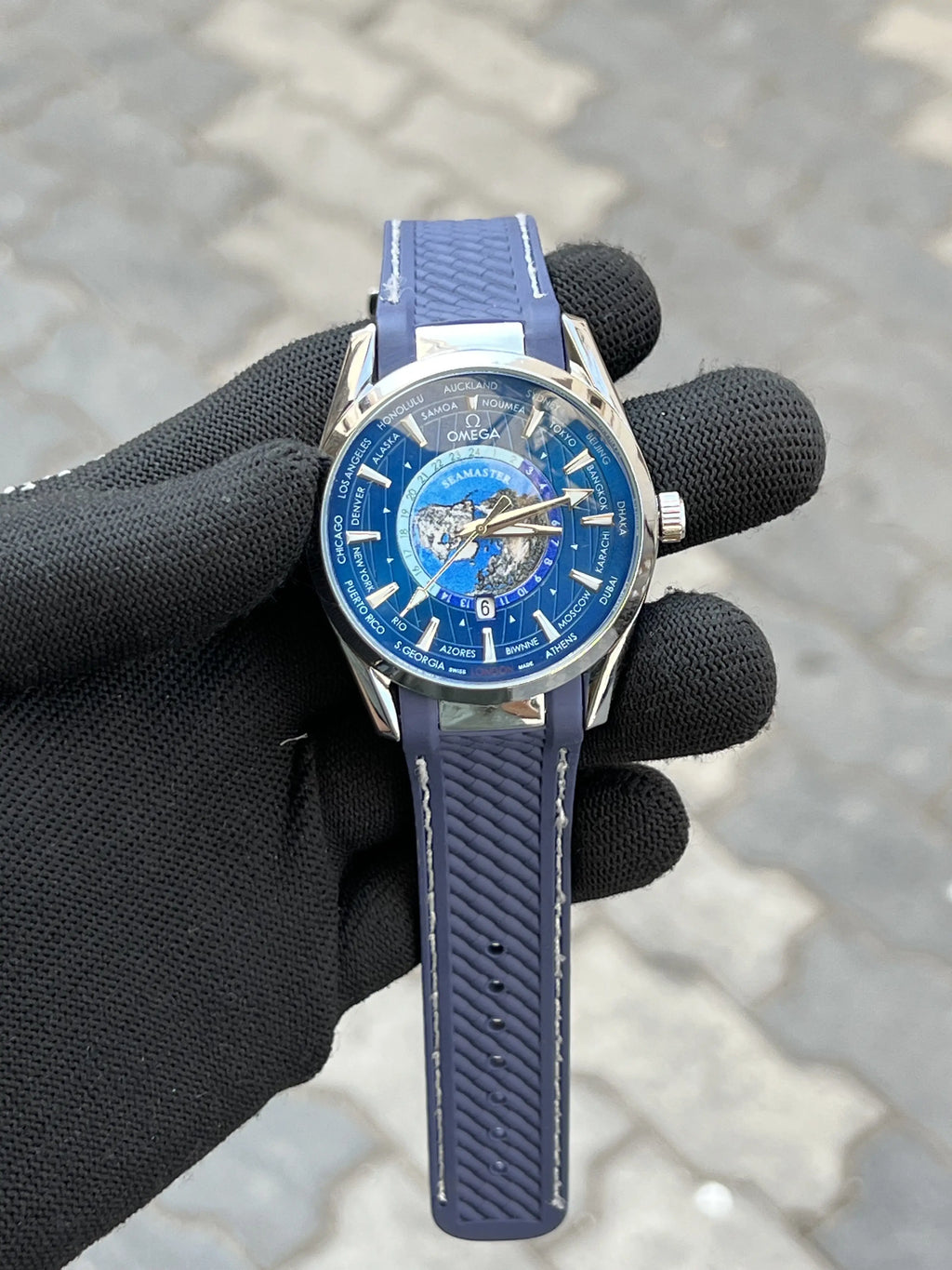 Omega Sea Master Blue Quartz Back Open