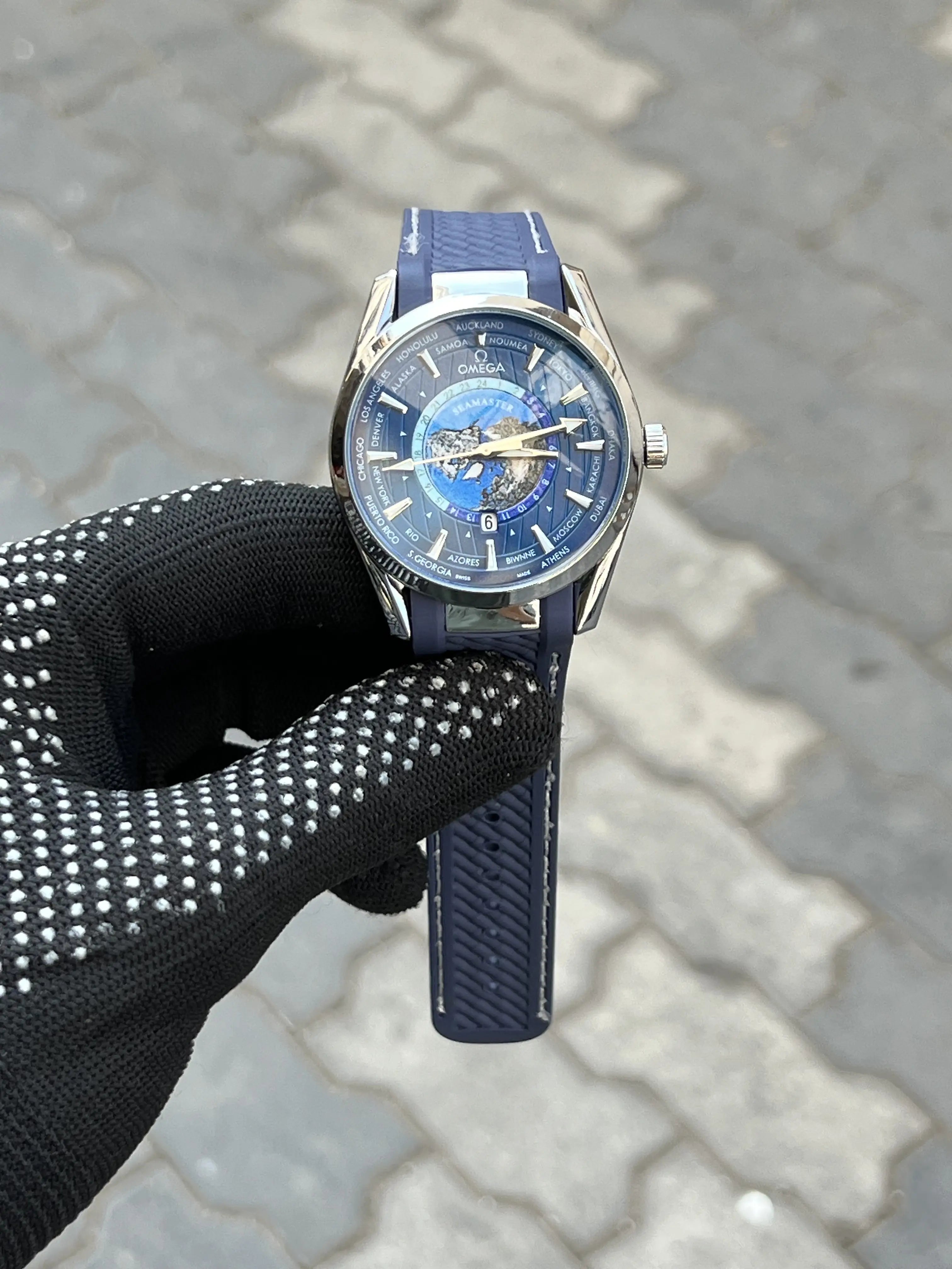 Omega Sea Master Blue Quartz Back Open