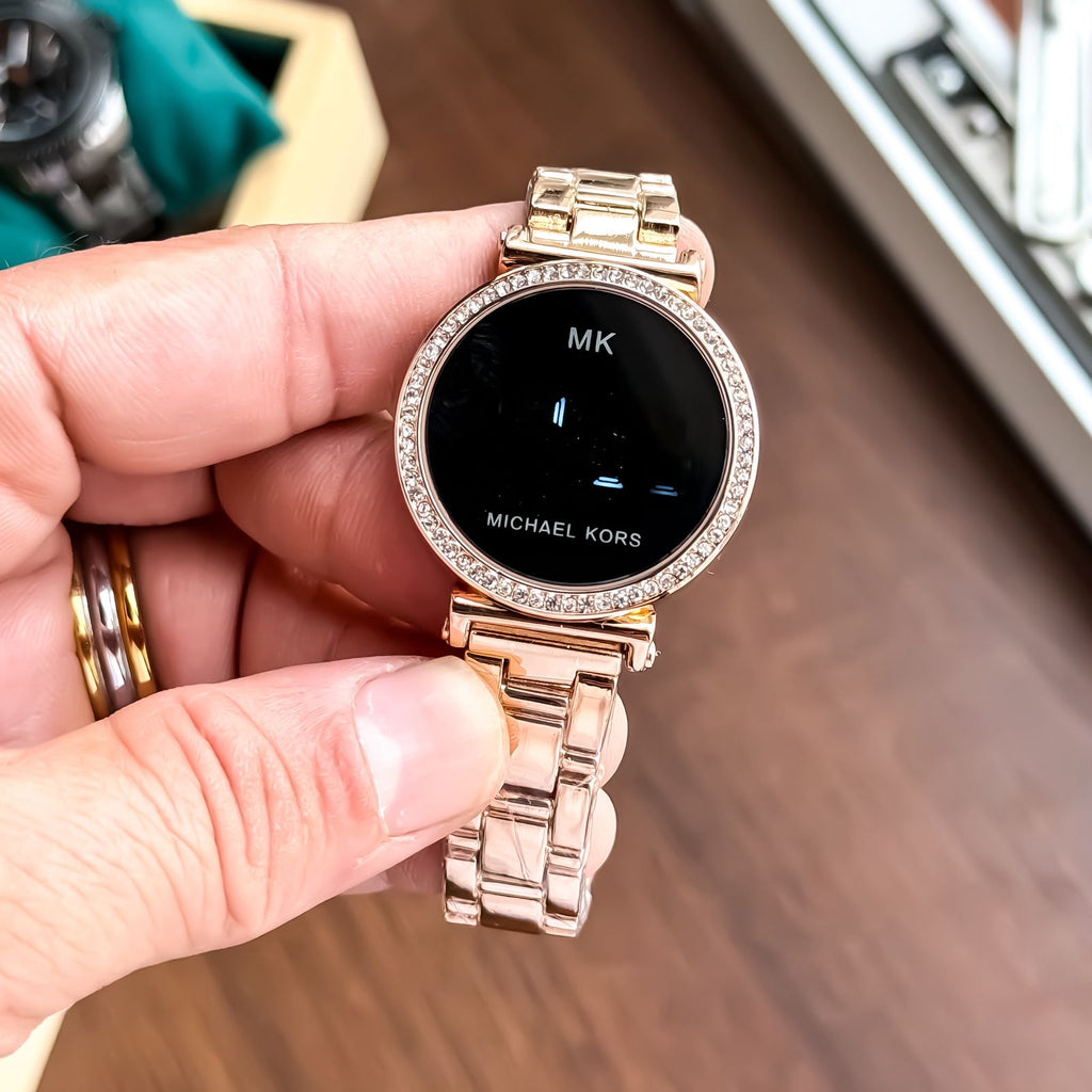 MICHAELKORS_DIGITAL_ROSE-BLACK