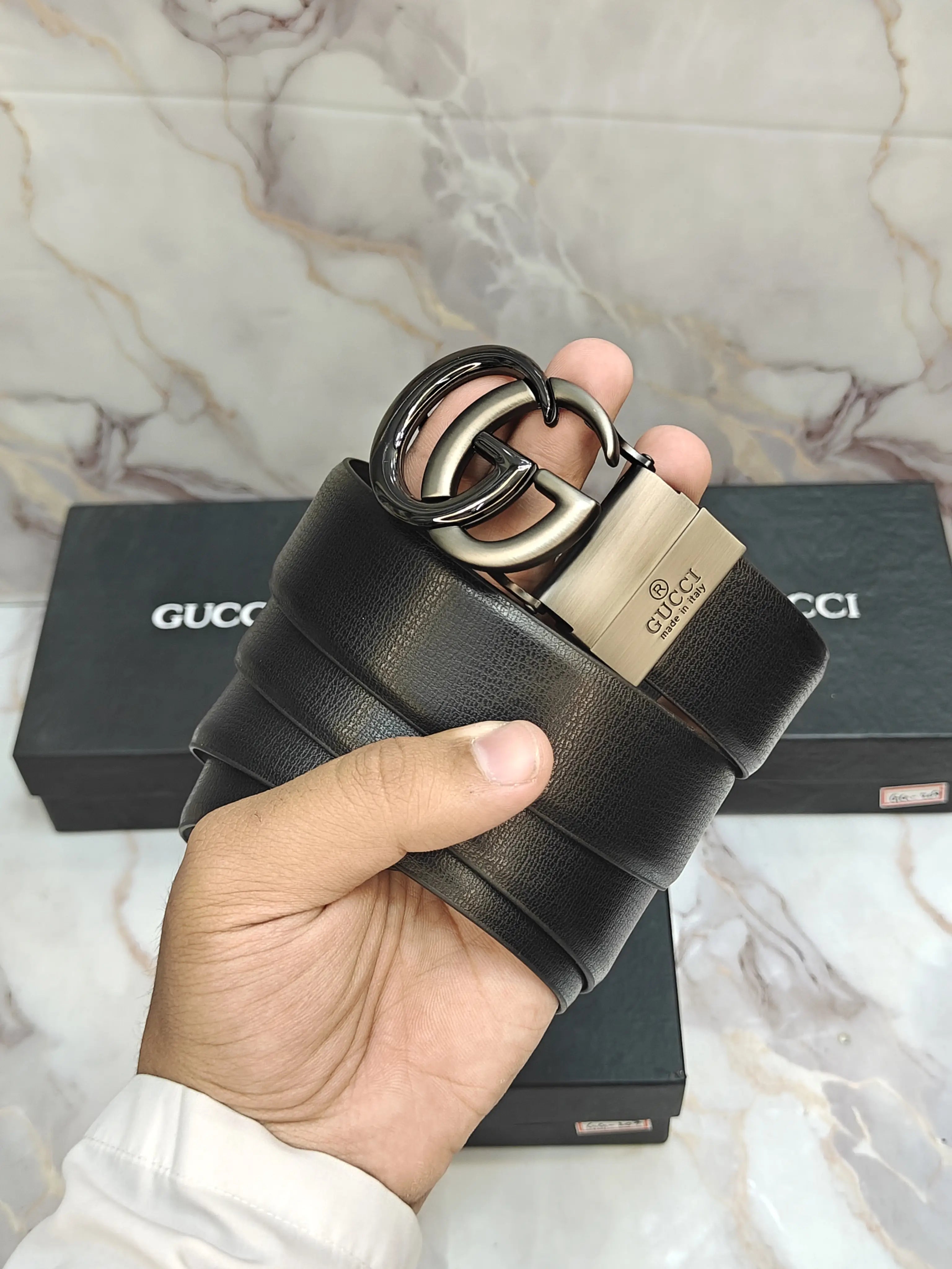 GUCcI PREMIUM QUALITY REVERSEABLE BELT WITH OG BOX GG-216