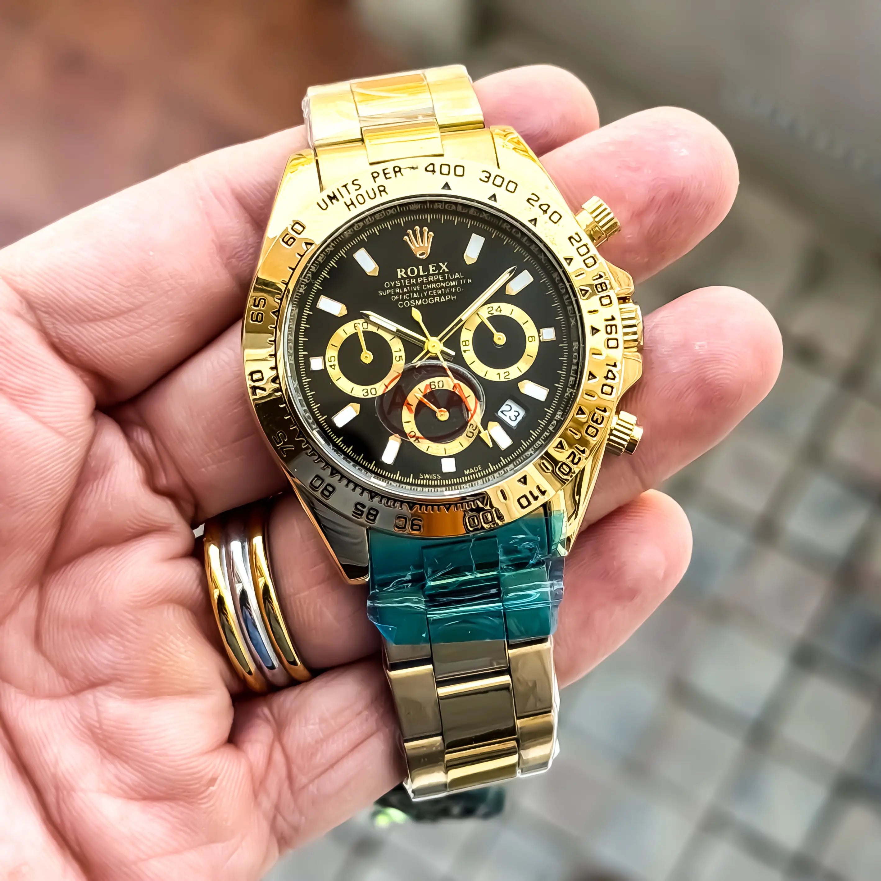 ROLEX DYTONA GOLD-BLACK