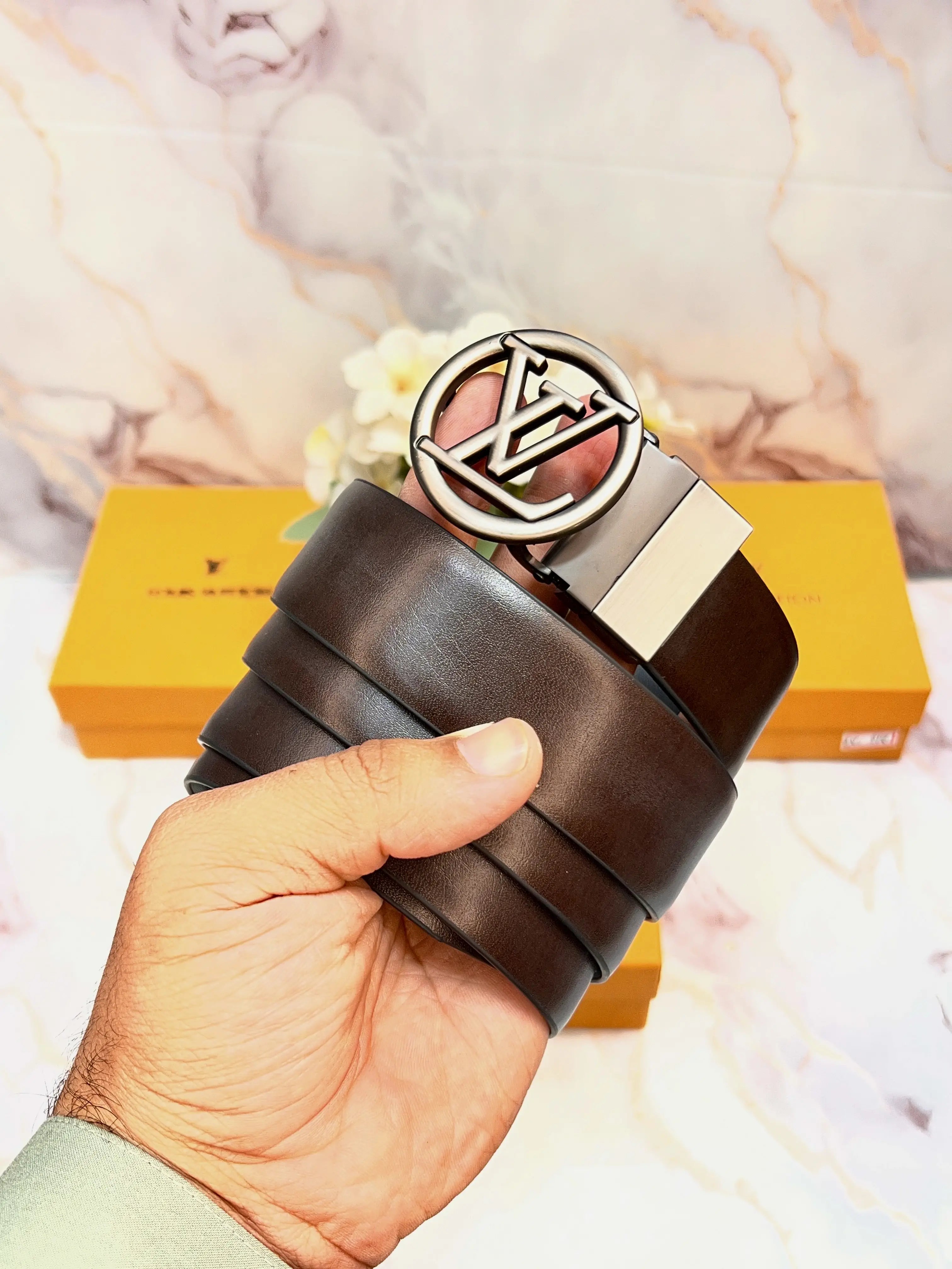 LV LOUIS VUITTON PREMIUM QUALITY IMPORTED REVERSIBLE BELT WITH OG BOX