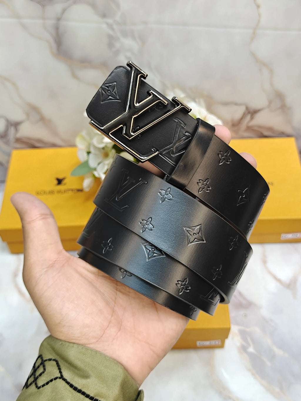 LV LOUIS VUi-TTON PREMIUM QUALITY IMP LEATHER EMBOS5ED BELT WITH OG BOX LV-322