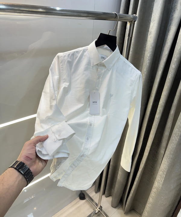 Ami Paris White Embroidry Logo Premium Shirt
