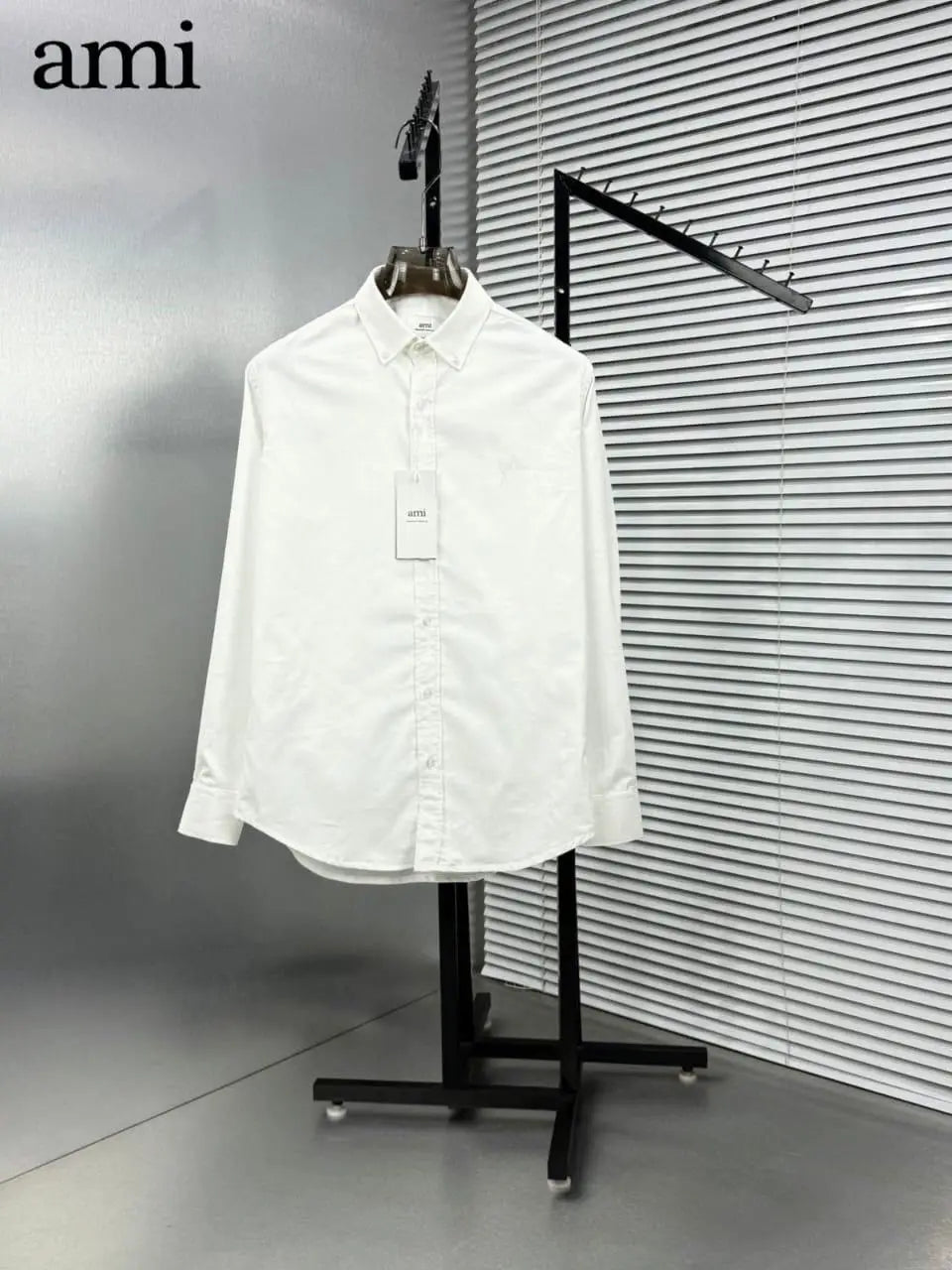 Ami Paris White Embroidry Logo Premium Shirt