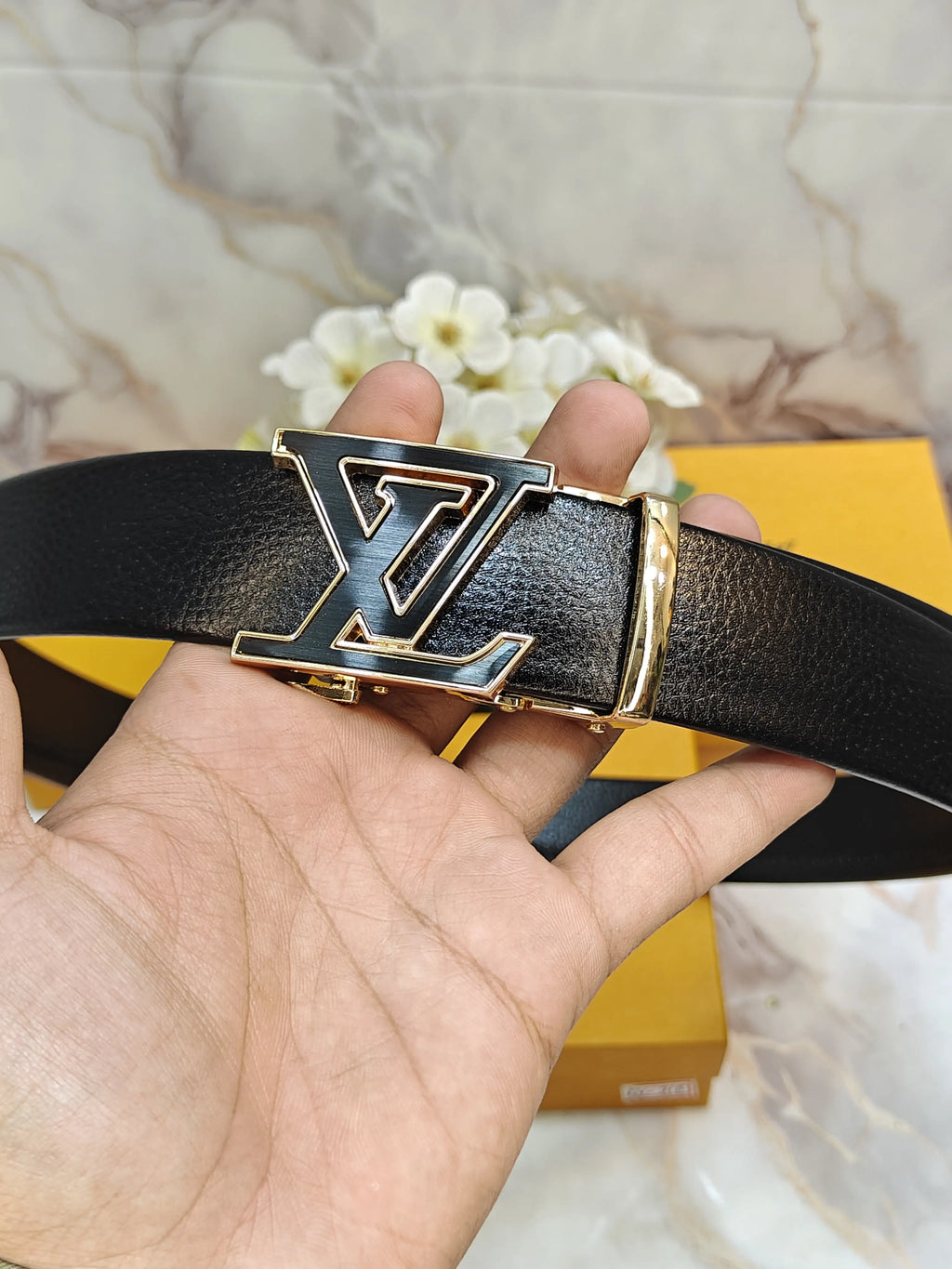 LV LOUIS VUITTON PREMIUM QUALITY AUTOLOCK BELT WITH OG BOX LV-323