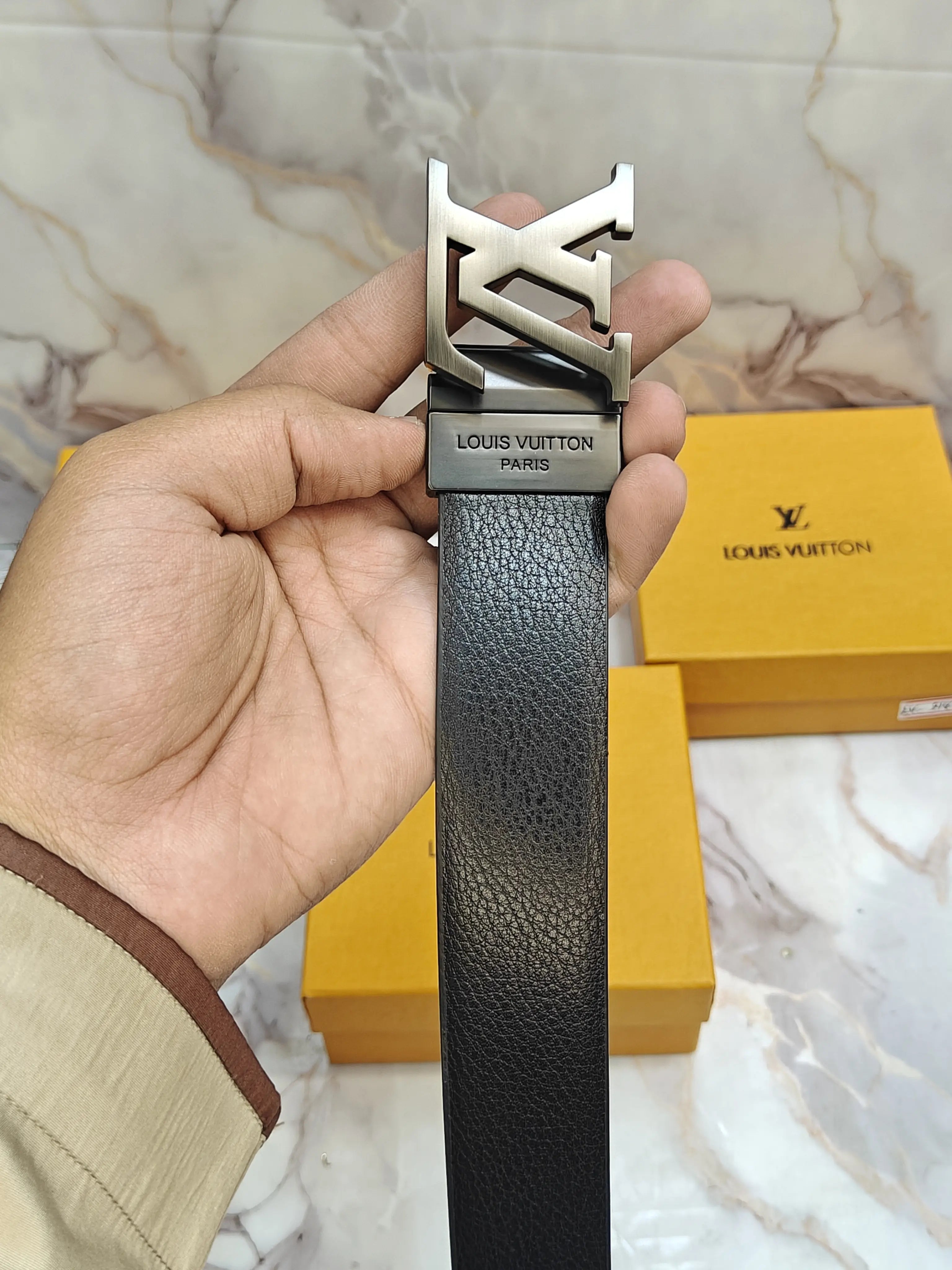LV LOUIS VUITTON PREMIUM QUALITY REVERSEABLE BELT WITH OG BOX LV-324