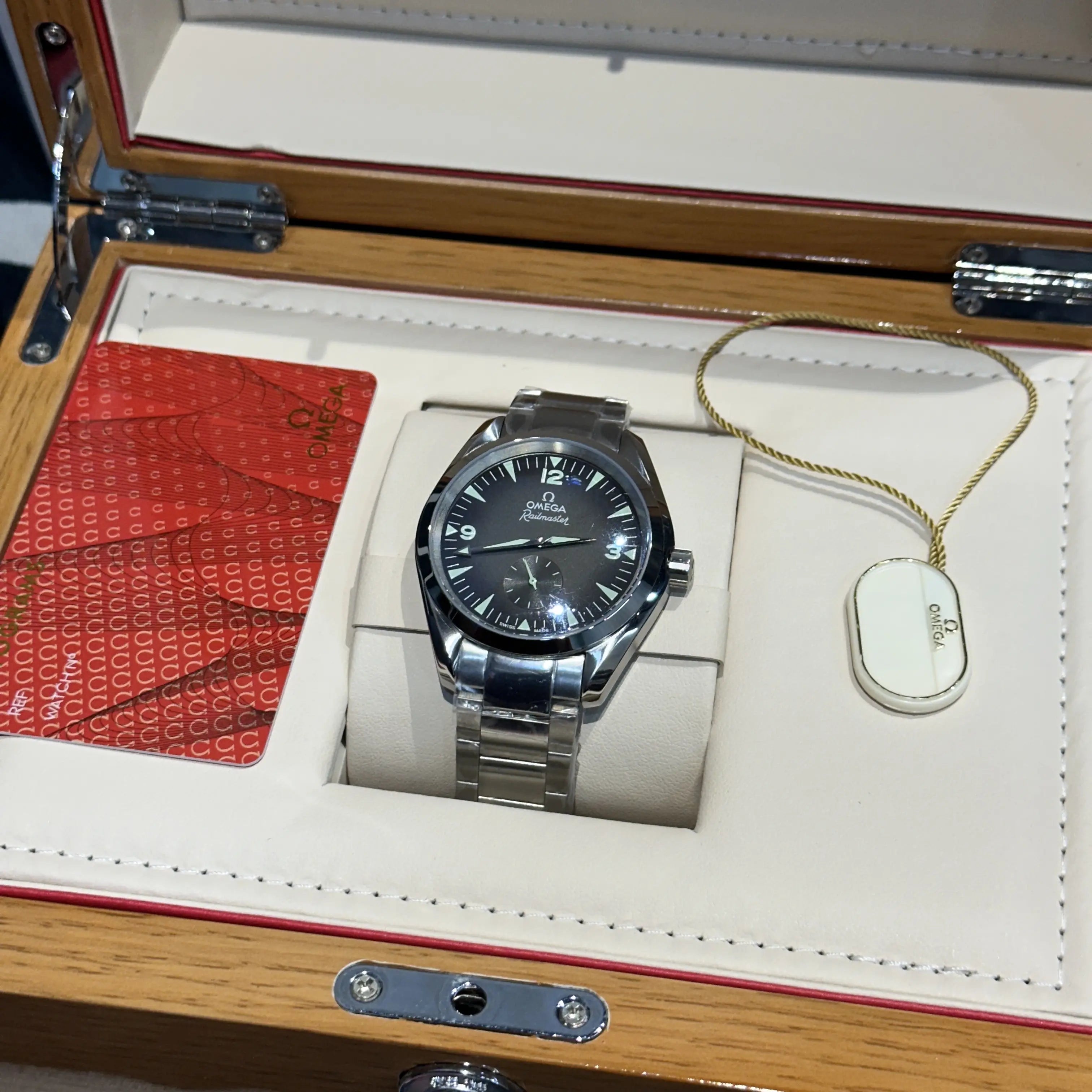 Omega Realmaster Gray Automatic Main image