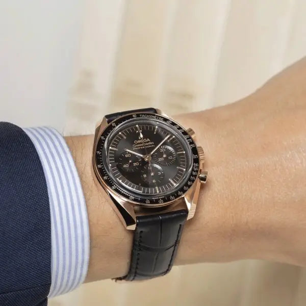 Omega.. Speedmaster MoonswatcH Co A_X..ial Automatic