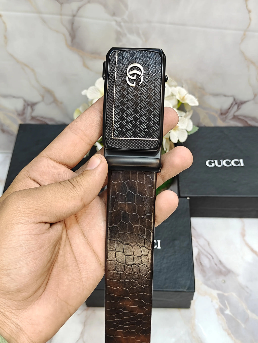 GUCCI PREMIUM QUALITY AUTOLOCK BELT WITH CROCODILE STRIP & OG BOX GG-220