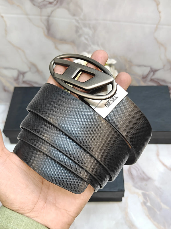 DIESEL PREMIUM QUALITY REVERSEABLE BELT WITH OG BOX D-101