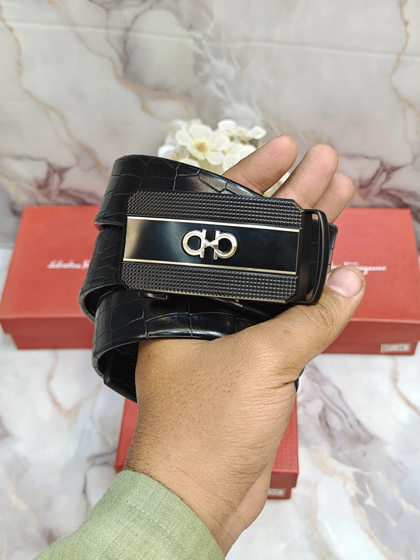 SALVATORE FERRAGAMO PREMIUM QUALITY AUTOLOCK WITH BOX SF-106