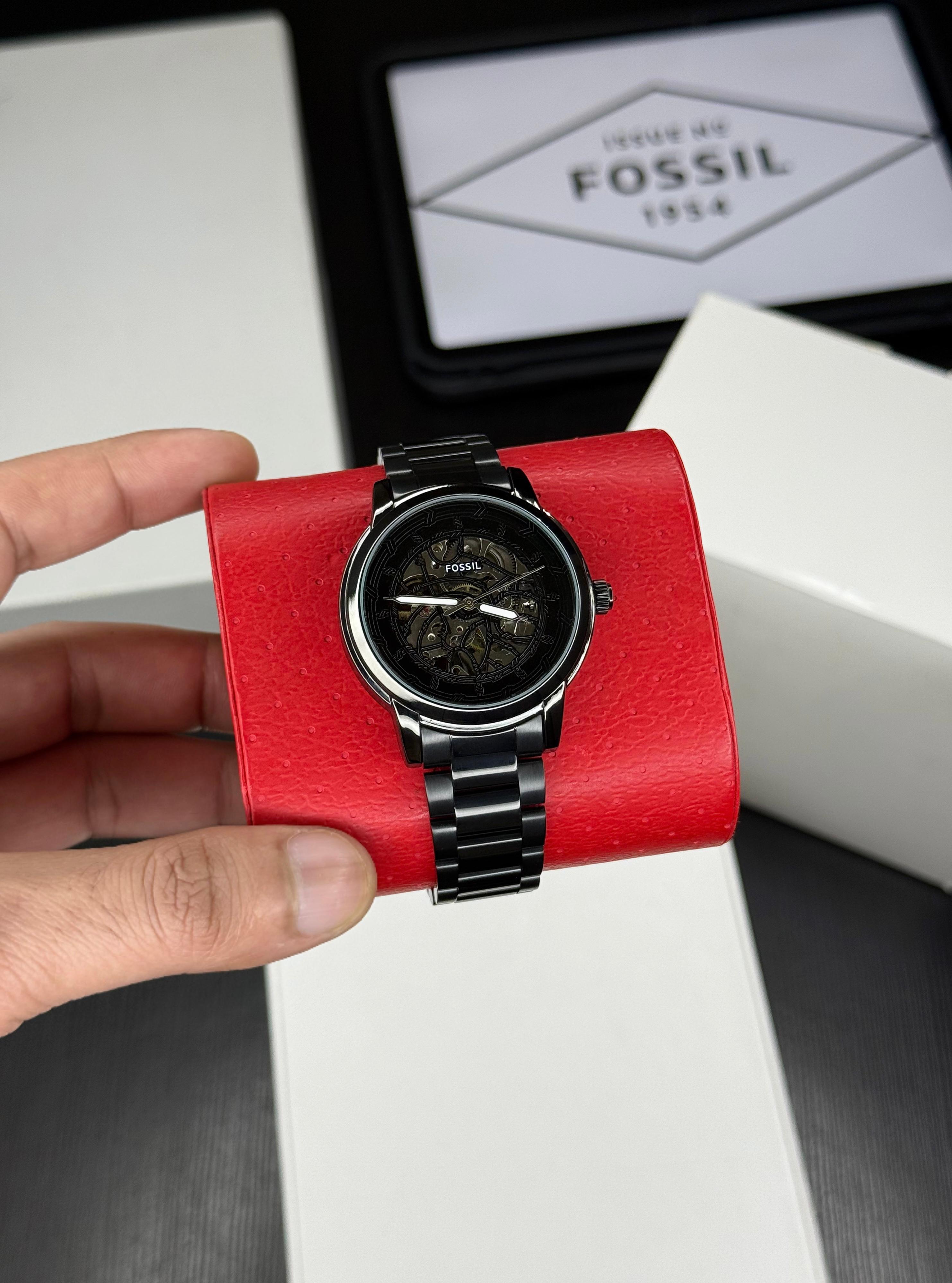 FOSSIL_AUTO_BLACK