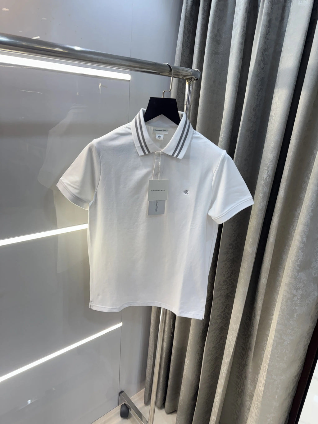 Calvin  Klein WhiteEmbroidery Logo Premium Polo T-Shirt