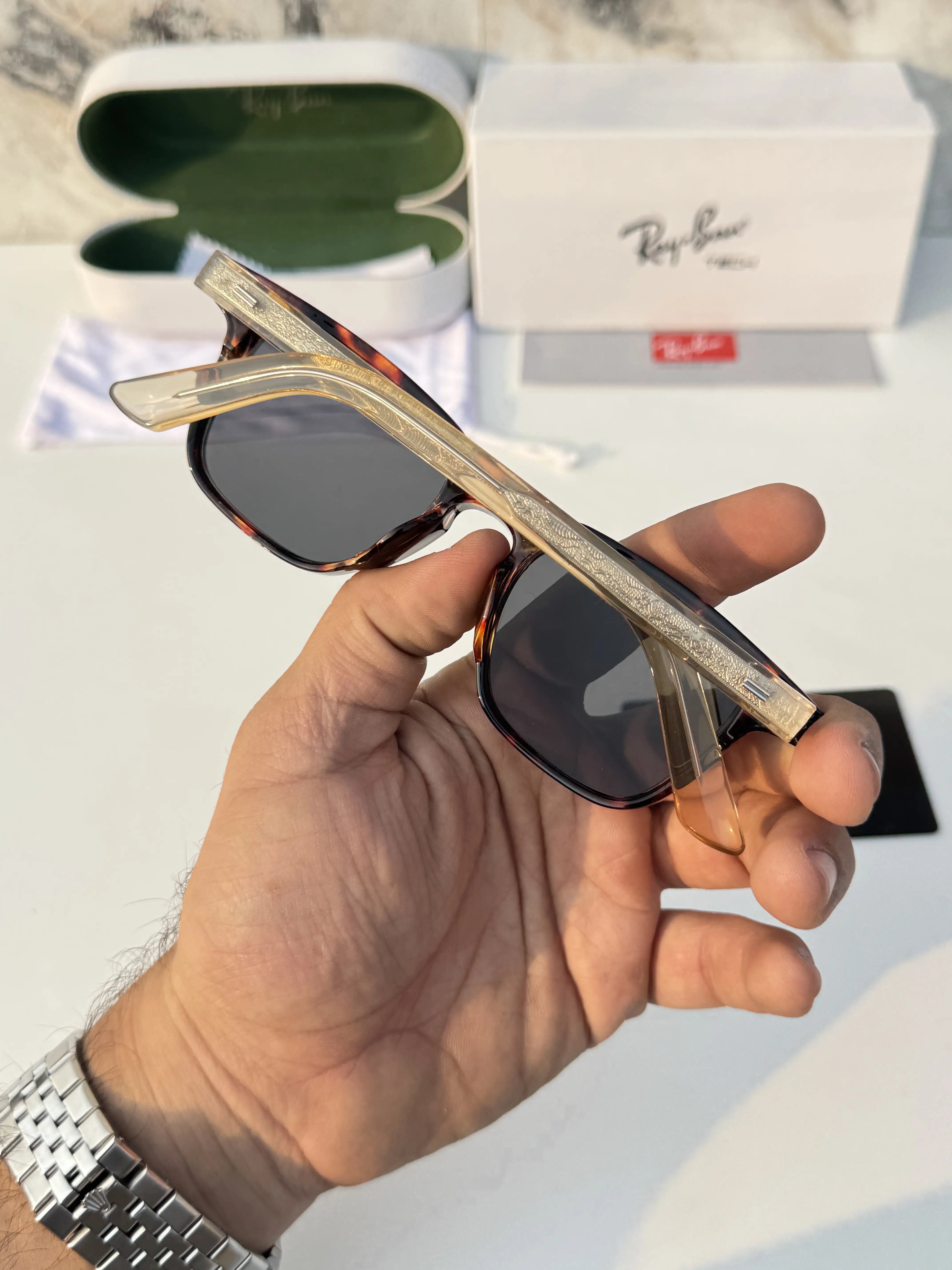 Rayban_1124_tiger_black