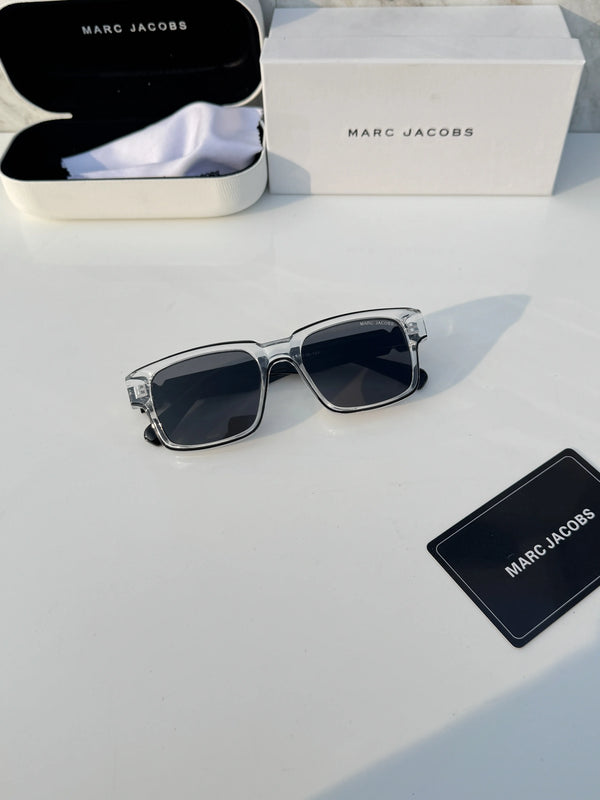 Marc_jacobs_1117_transparent_black