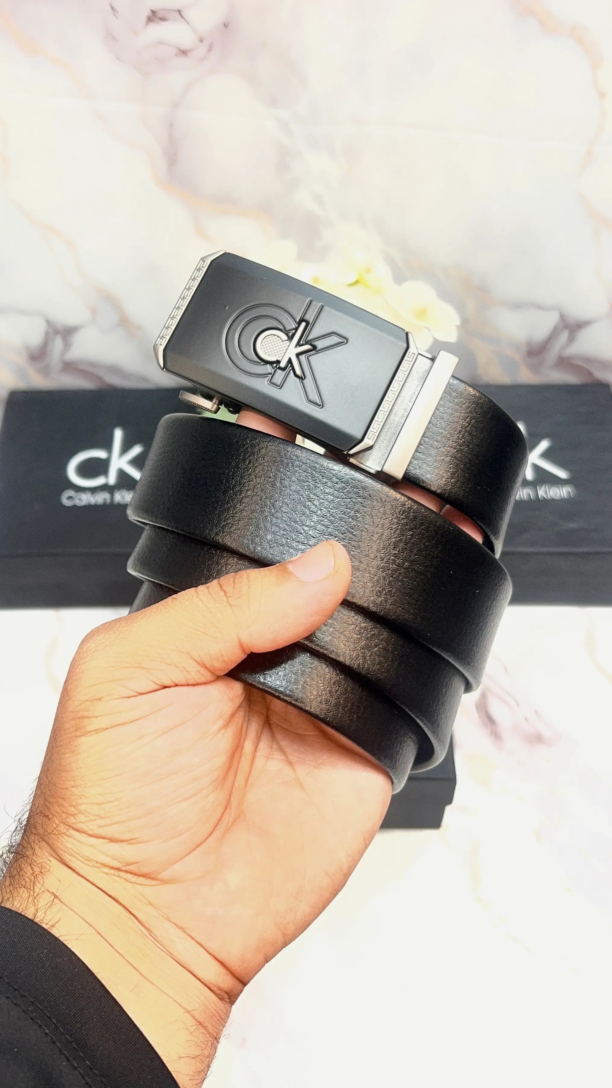 CK CALVI_N KLEIN PREMIUM QUALITY IMPORTED AUTOLOCK BELT WITH OG BOx CK-114