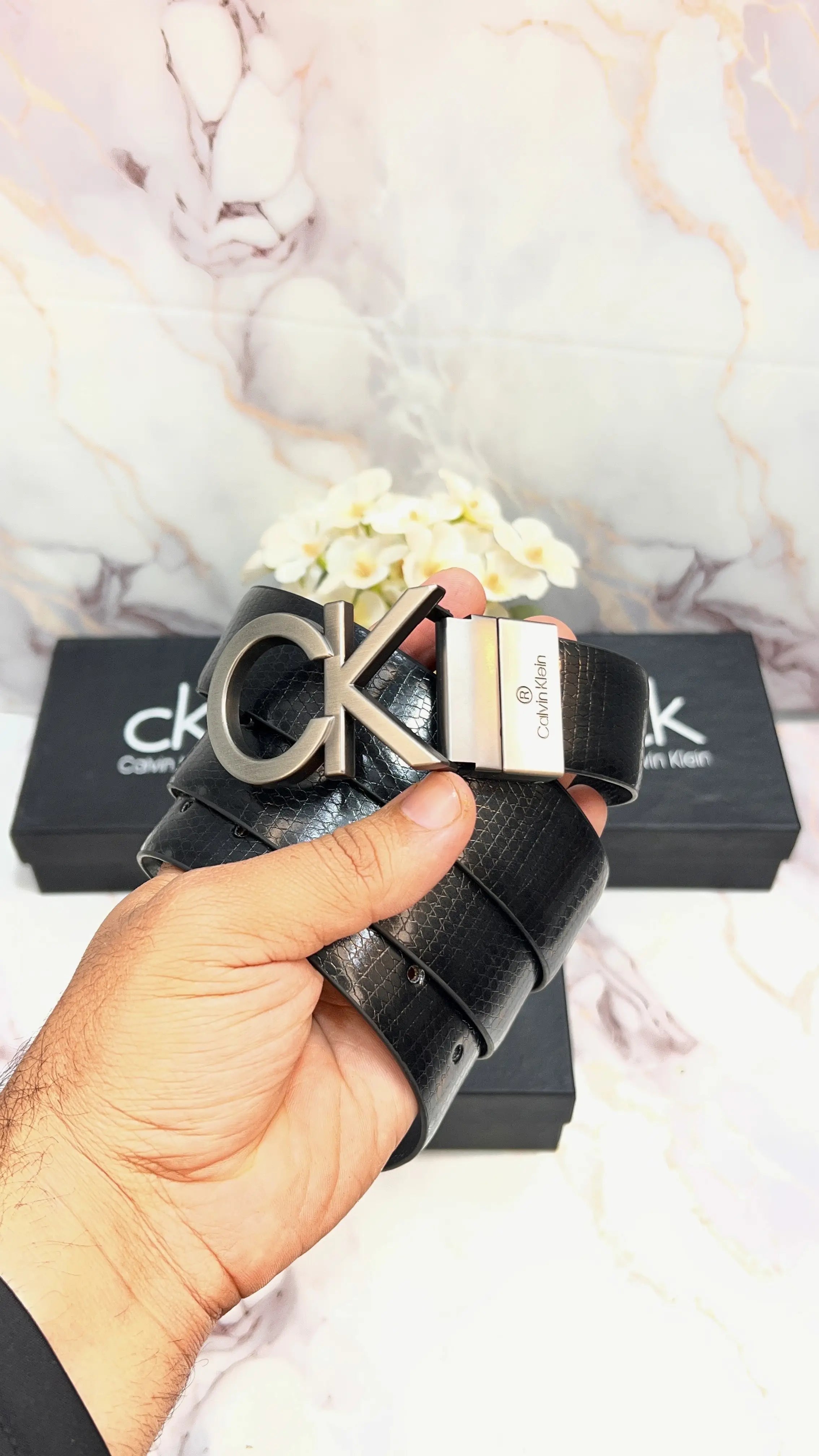 CK CALVI_N KLEIN PREMIUM QUALITY IMPORTED REVERSIBLE BELT WITH OG BOX CK-115