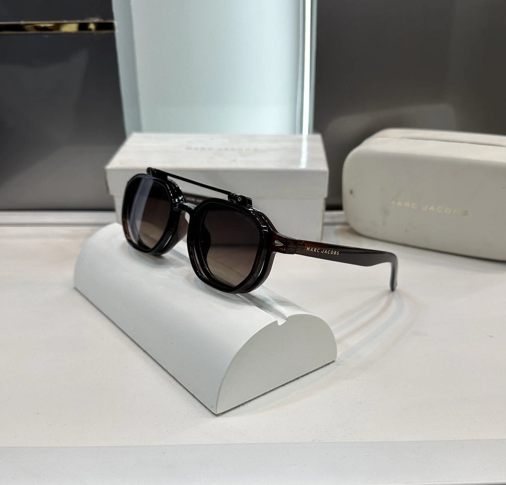 Marc Jacobs All Brown Dual Premium shades 1005