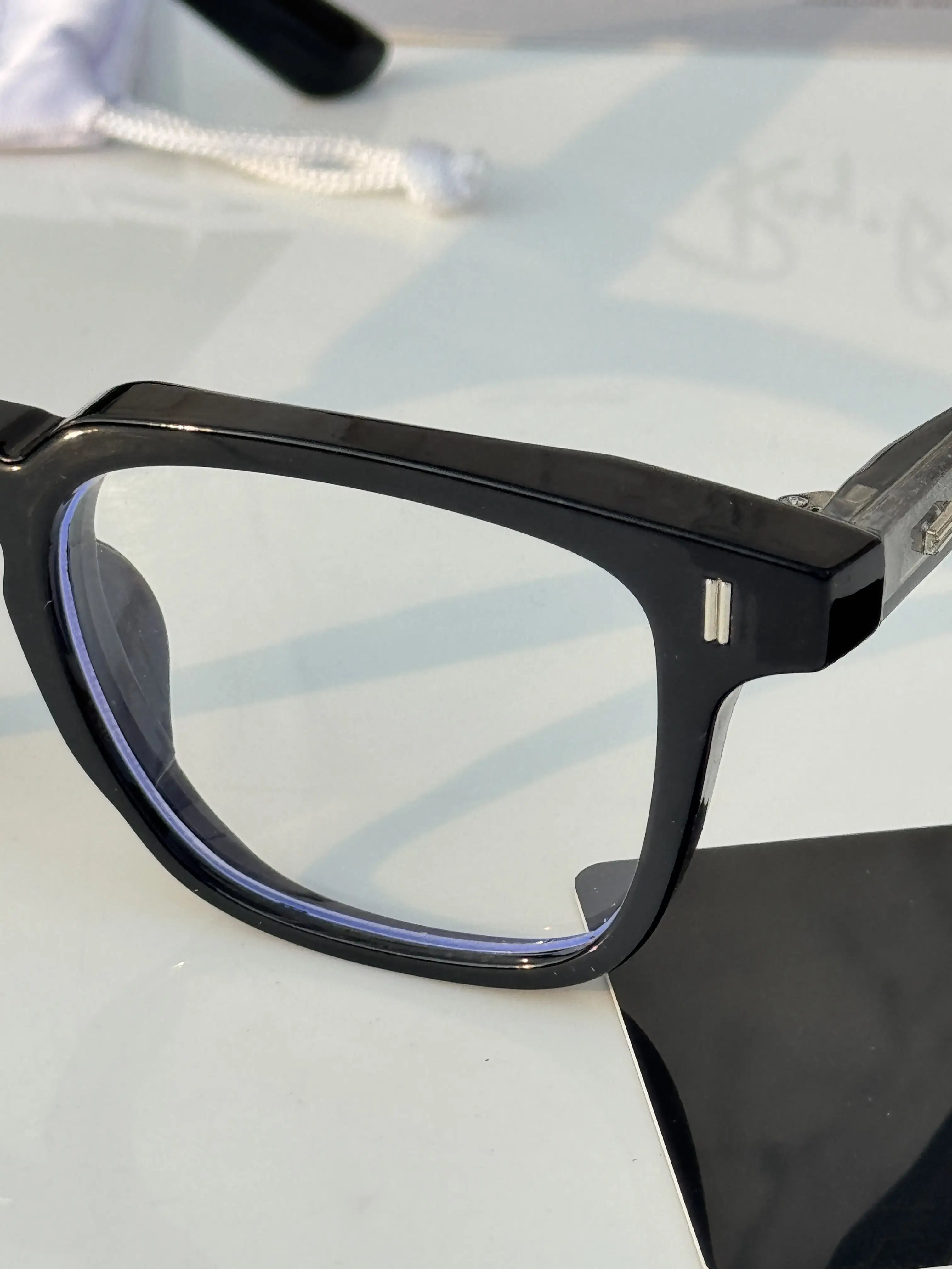 Rayban_1124_black_plano
