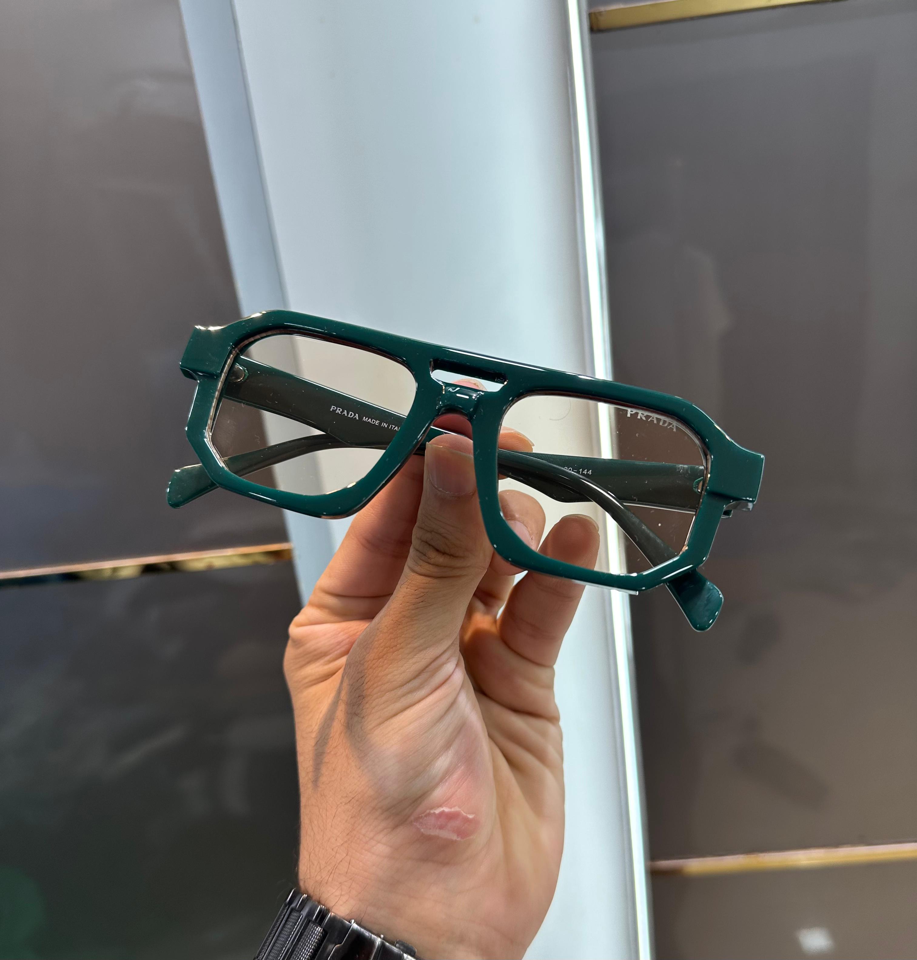 Prad a Green Tinted Premium Shade 6176