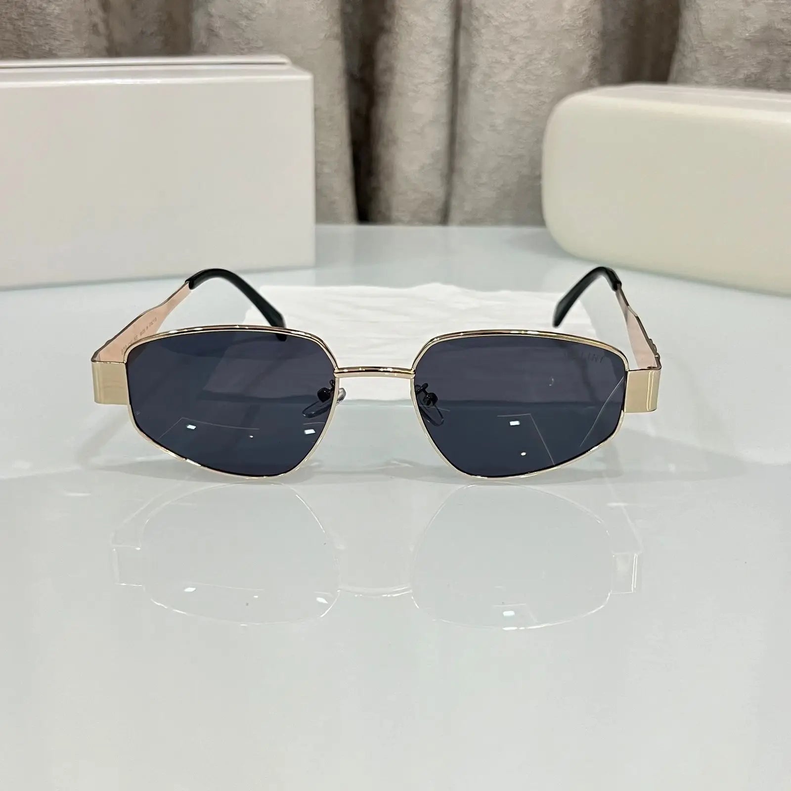 Celin e Silver Black Premium Shades 822