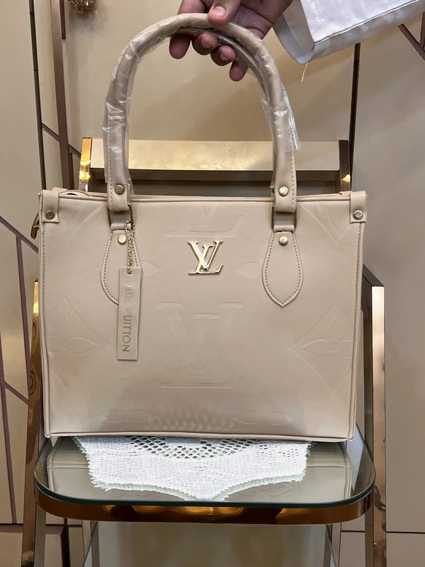 LOUI_S VUITTON PREMIUM QUALITY IMPORTED MONOGRAm HAND BAG ON THE GO