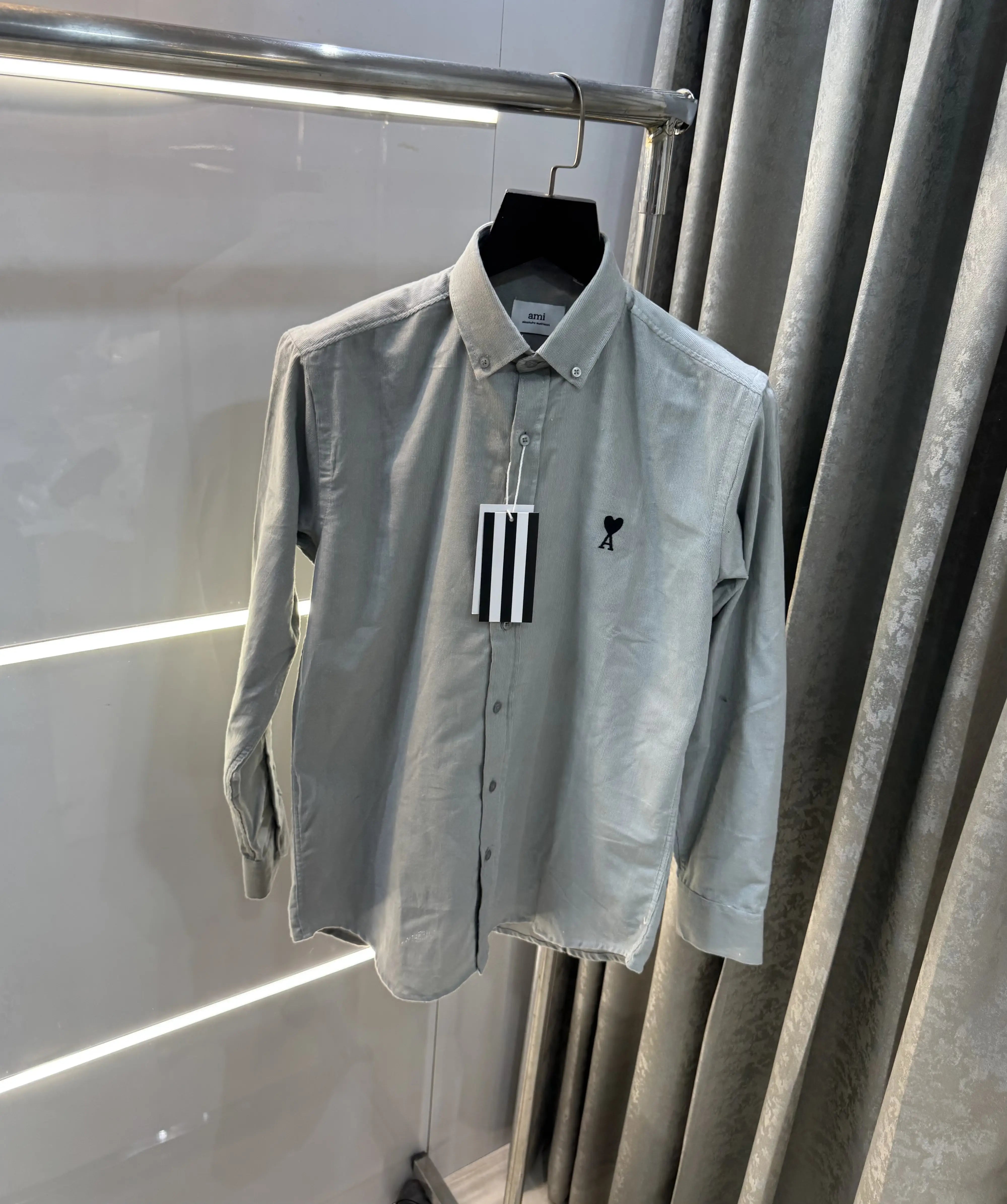 Ami Paris Grey Embroidry Logo Premium Shirt Secondary image