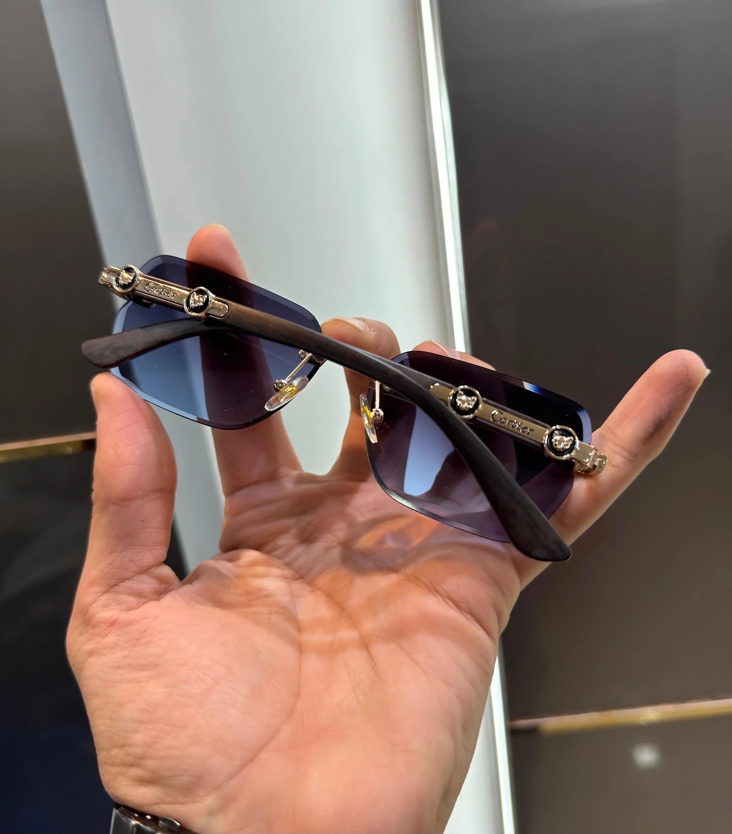 Cartie r Blue Wooden Finish Premium Shades 022