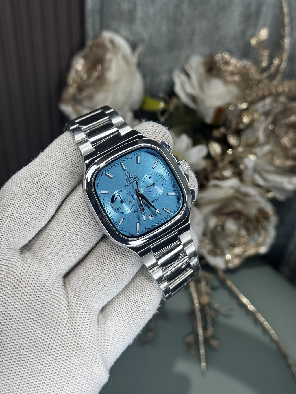 Omeg a SeaMaster CoAxial Silver Tiffany Premium Chronograph Watch