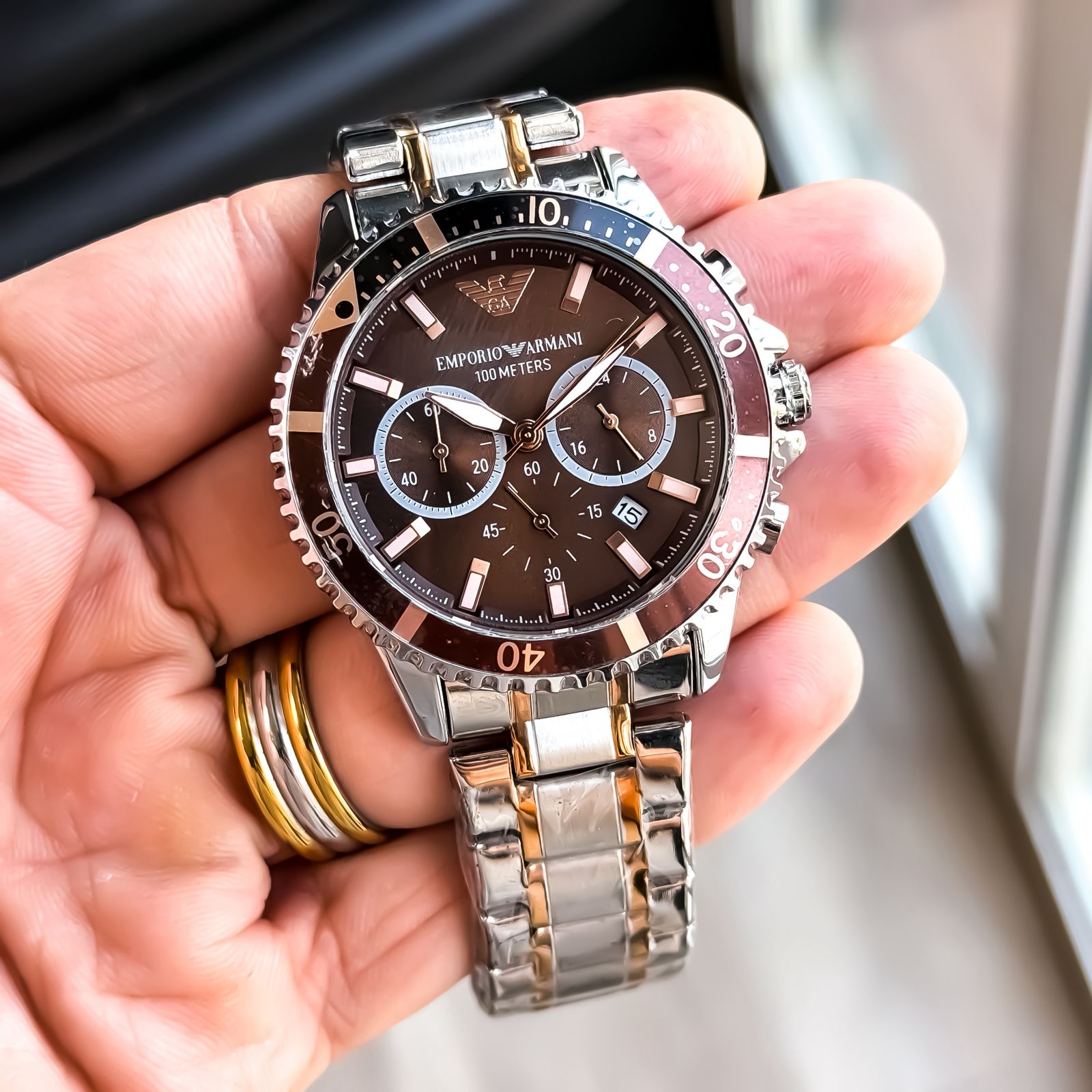 ARMANI_CRONOGRAPH_GOLD-TT-BROWN Main image