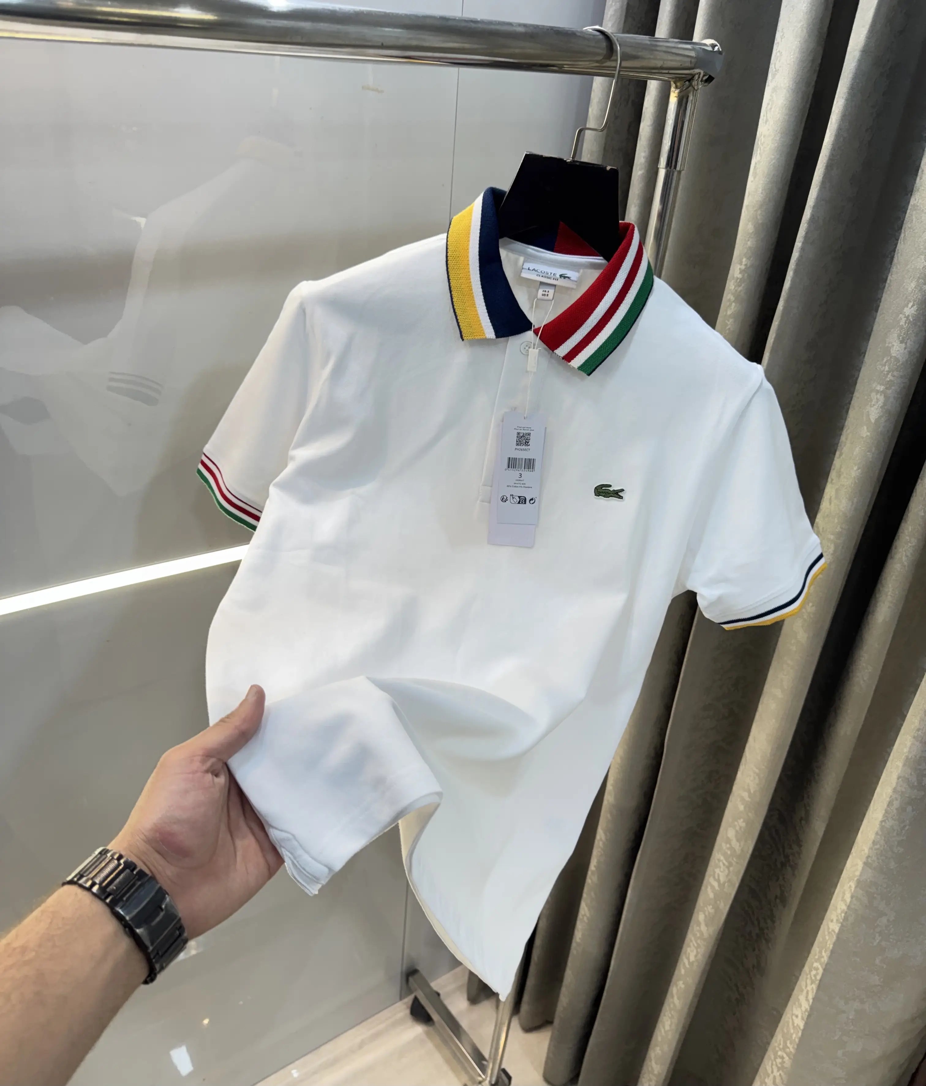 Lacost e White Embroidery Logo Premium Polo T-Shirt