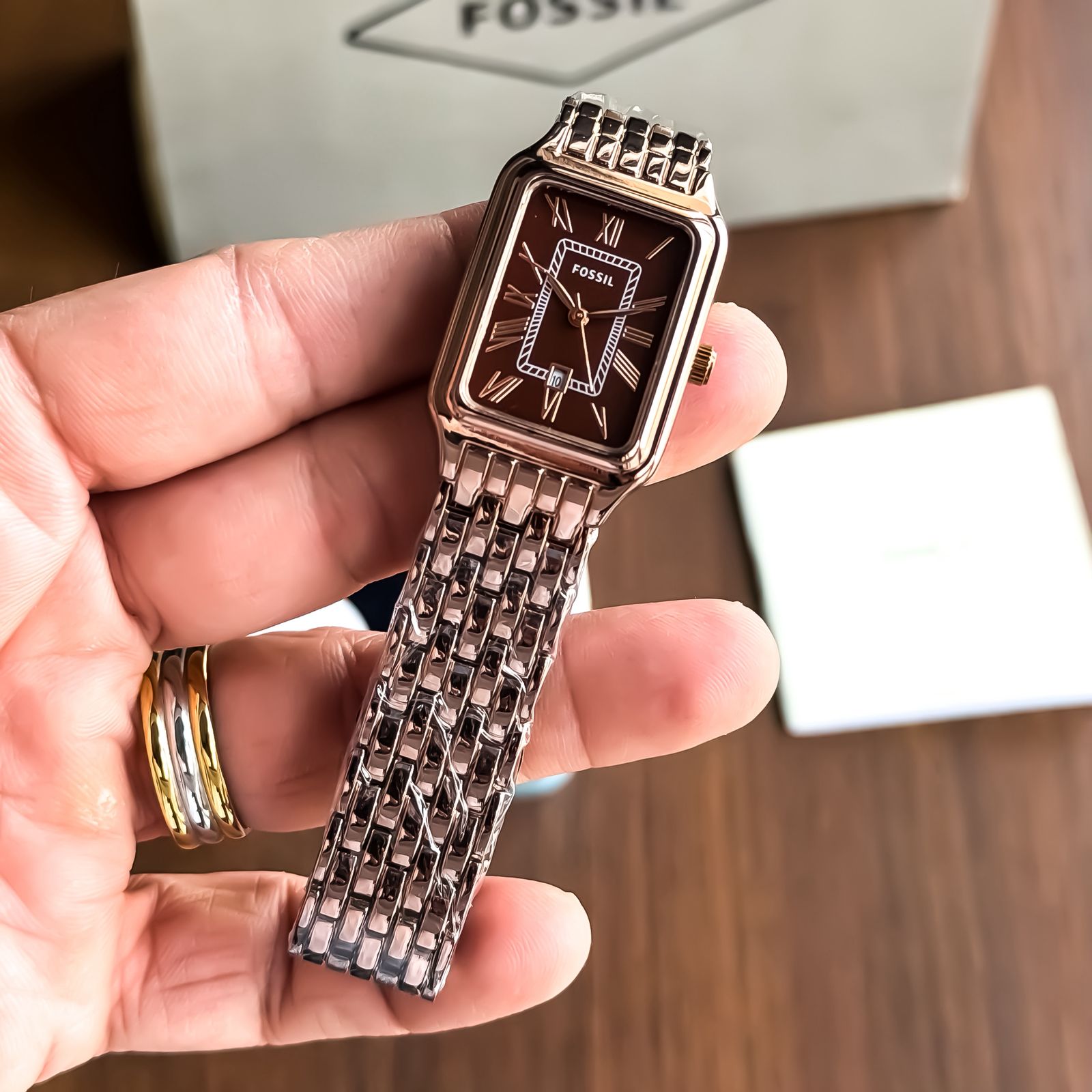 FOSSIL_LADIES_BROWN