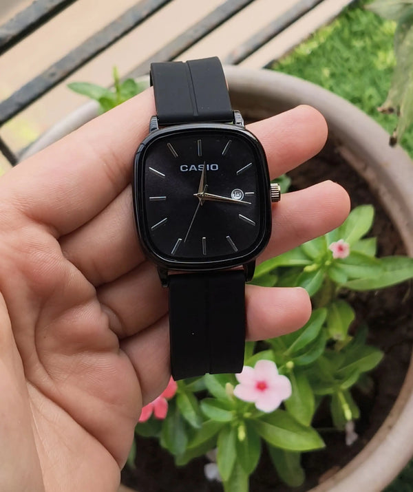Casio Oval Silicone Strap Black