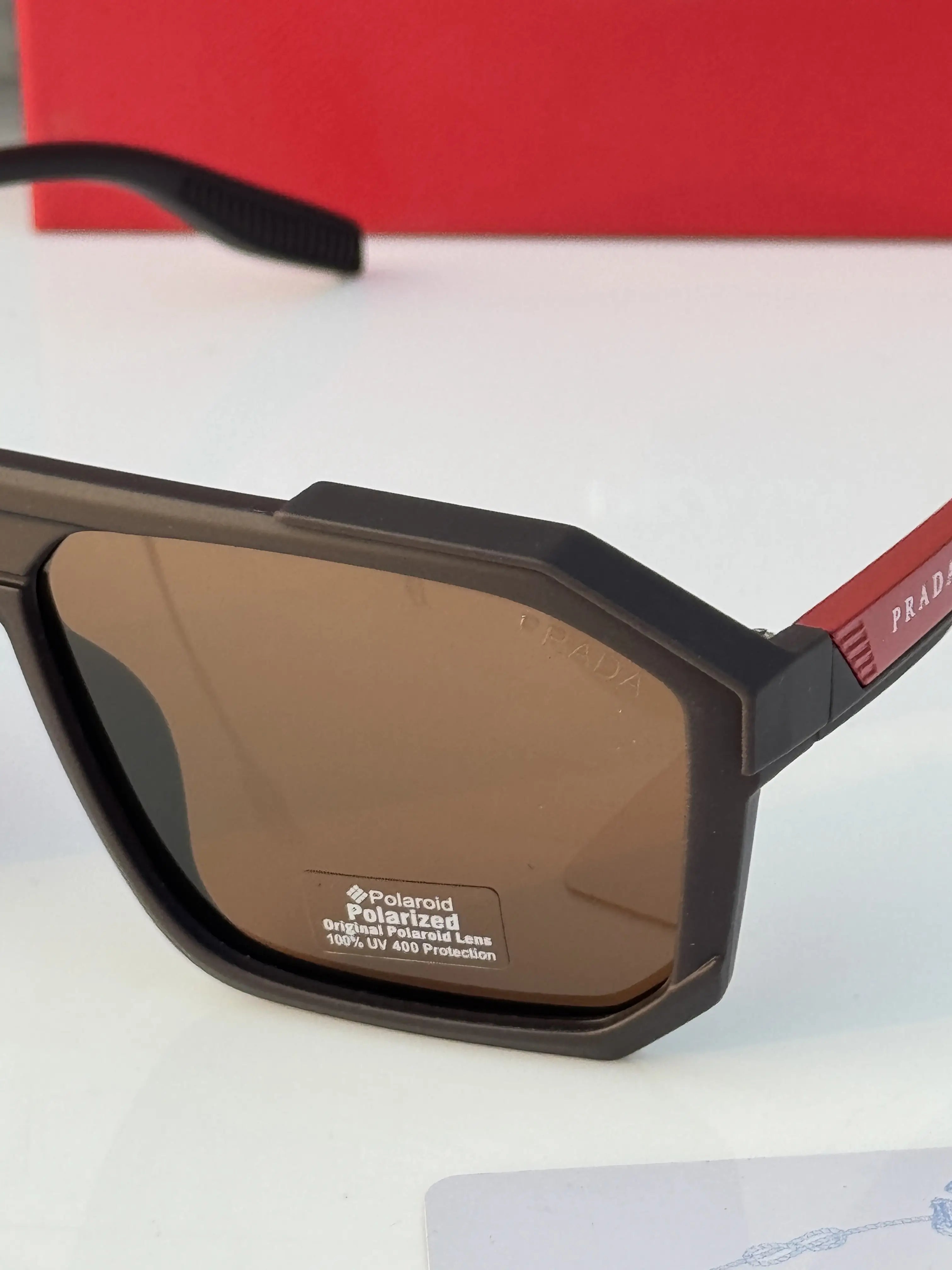 Prada_5111_matt_brown