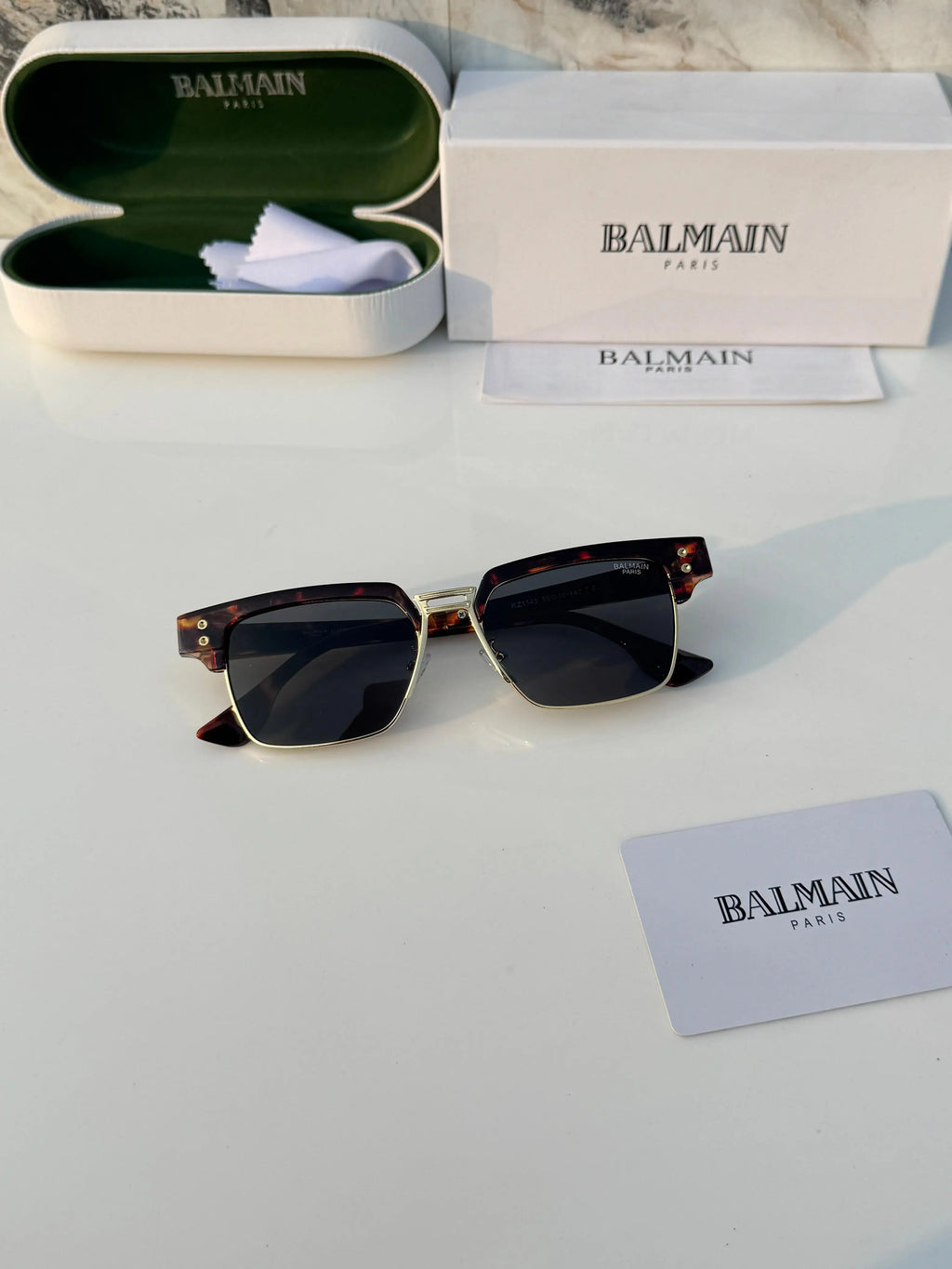Balmain_1145_tiger_black
