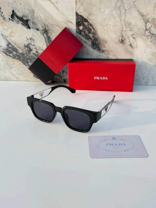 Prad_ 2330_black