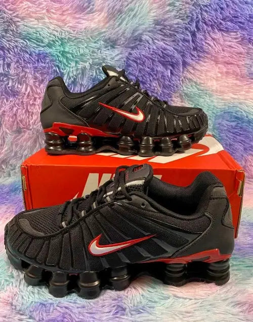 Nike Shox Dracula TL BLACK UNIVERSITY RED
