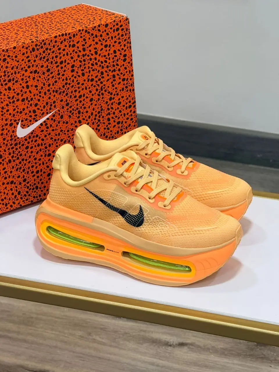 Nike Air Zoom Vomero Premium ORANGE BLACK (With OG Box)
