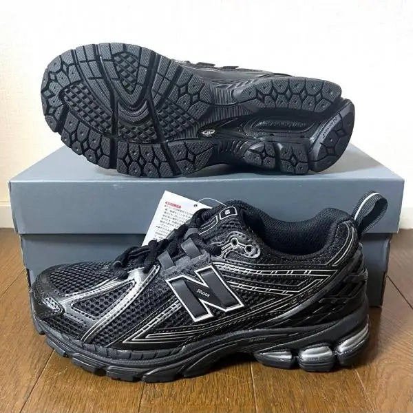 New Balance 1906R Black Metallic Silver Sneaker
