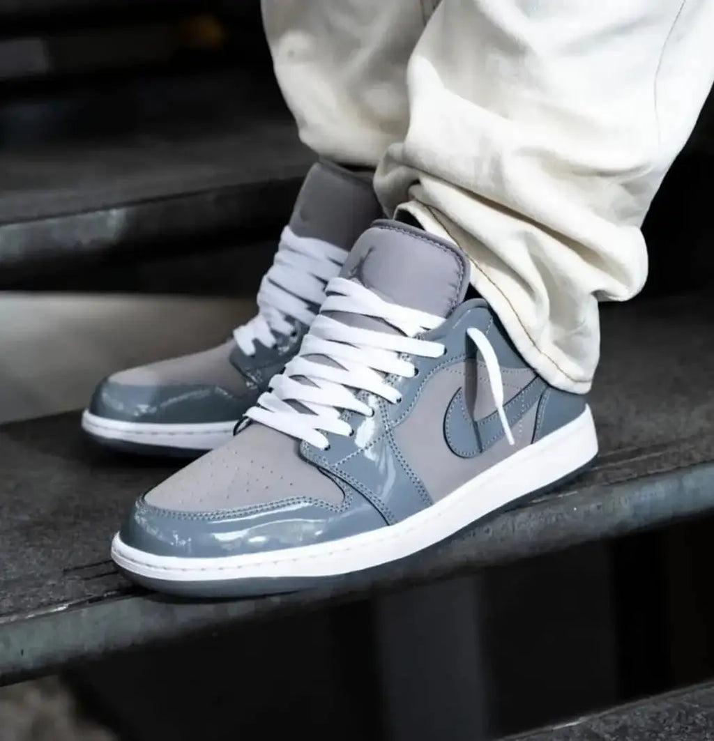 Nike Air Jordan 1 Low SE MEDIUM GREY COOL GREY WHITE (FIX)