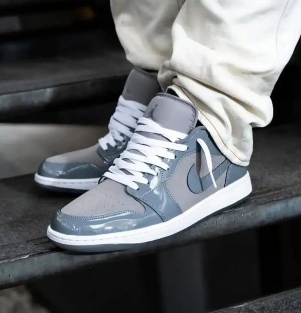 Nike Air Jordan 1 Low SE MEDIUM GREY COOL GREY WHITE (FIX)