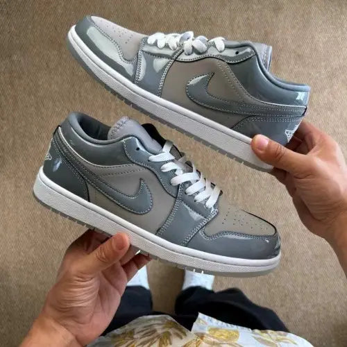 Nike Air Jordan 1 Low SE MEDIUM GREY COOL GREY WHITE (FIX)