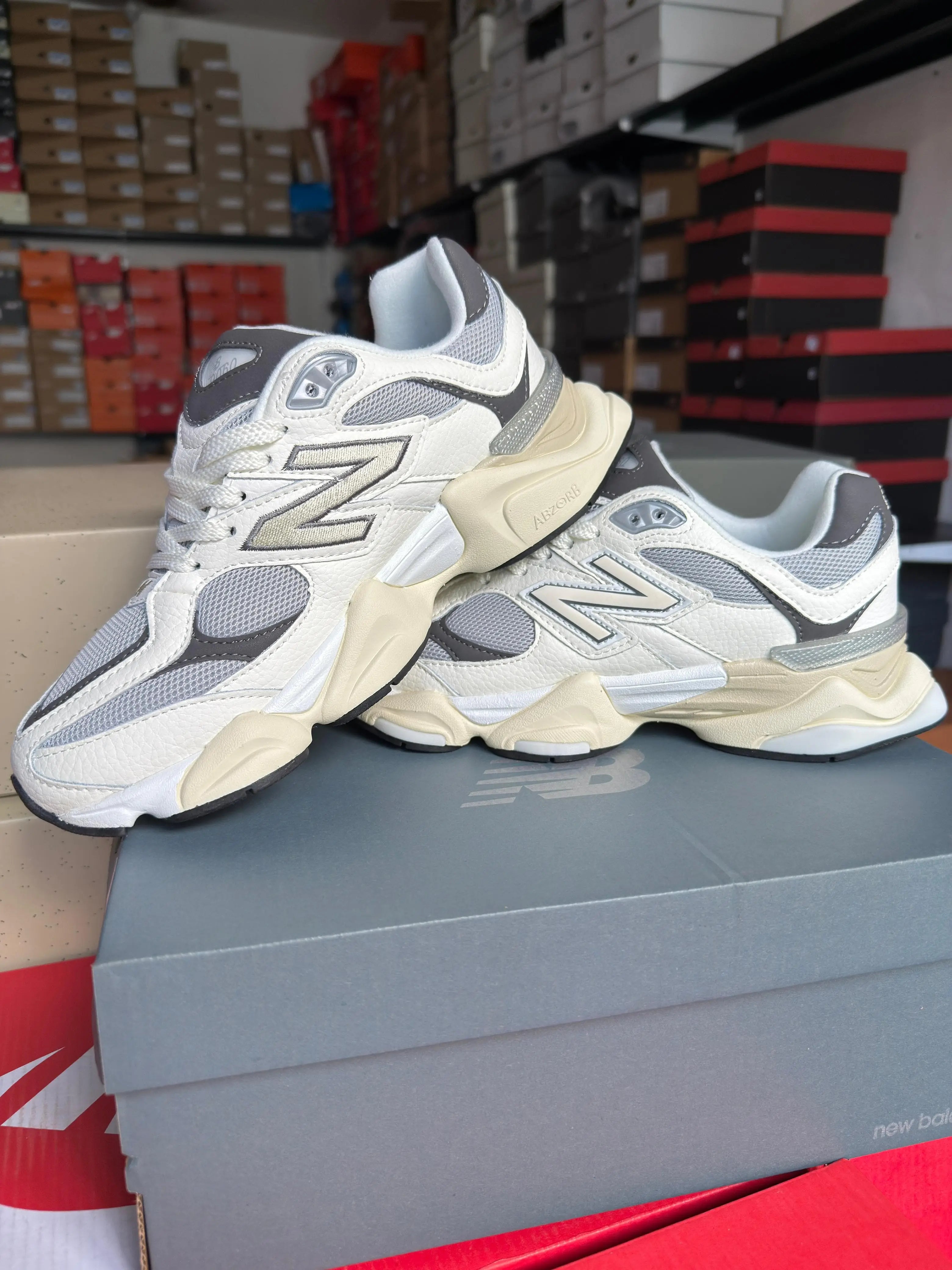 New Balance 9060 SEA SALT CASTLE ROCK