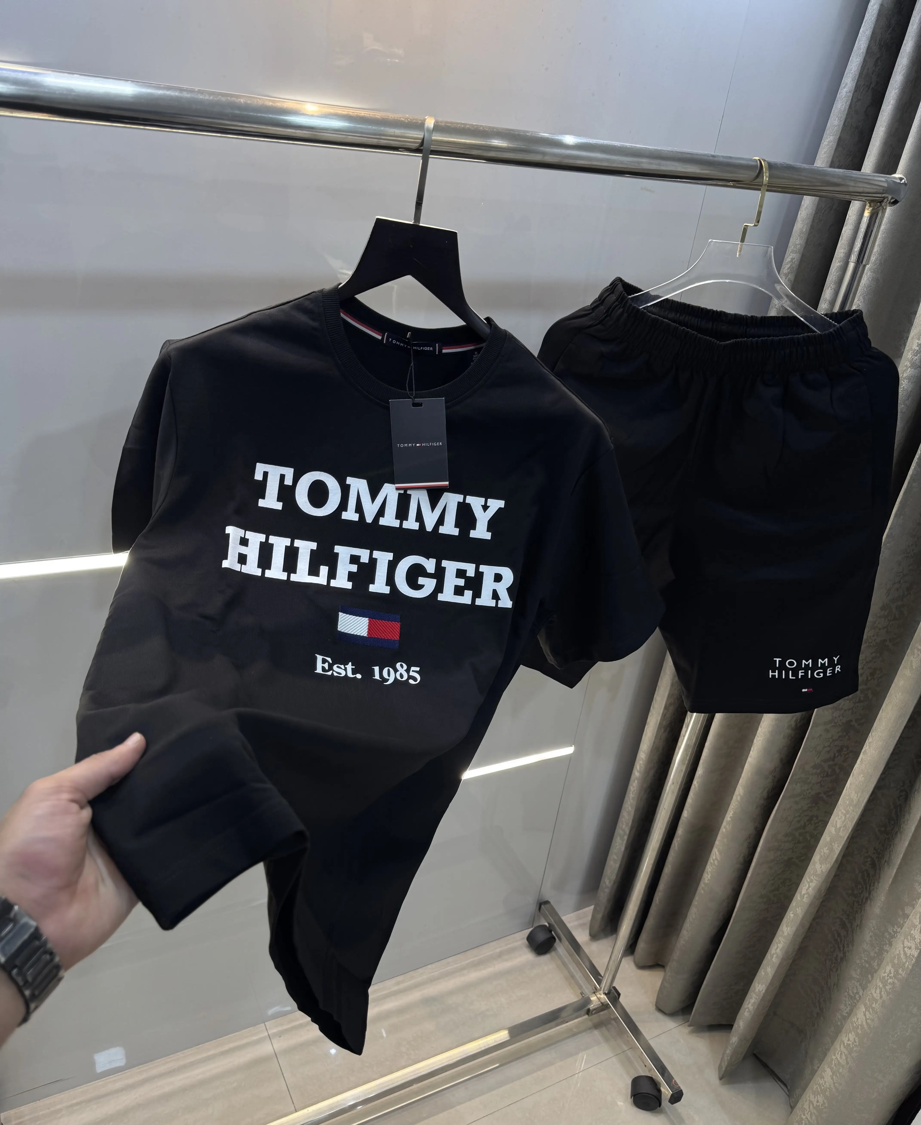 Tommy Hilfiger Black Logo Work Premium Classic Cord Set