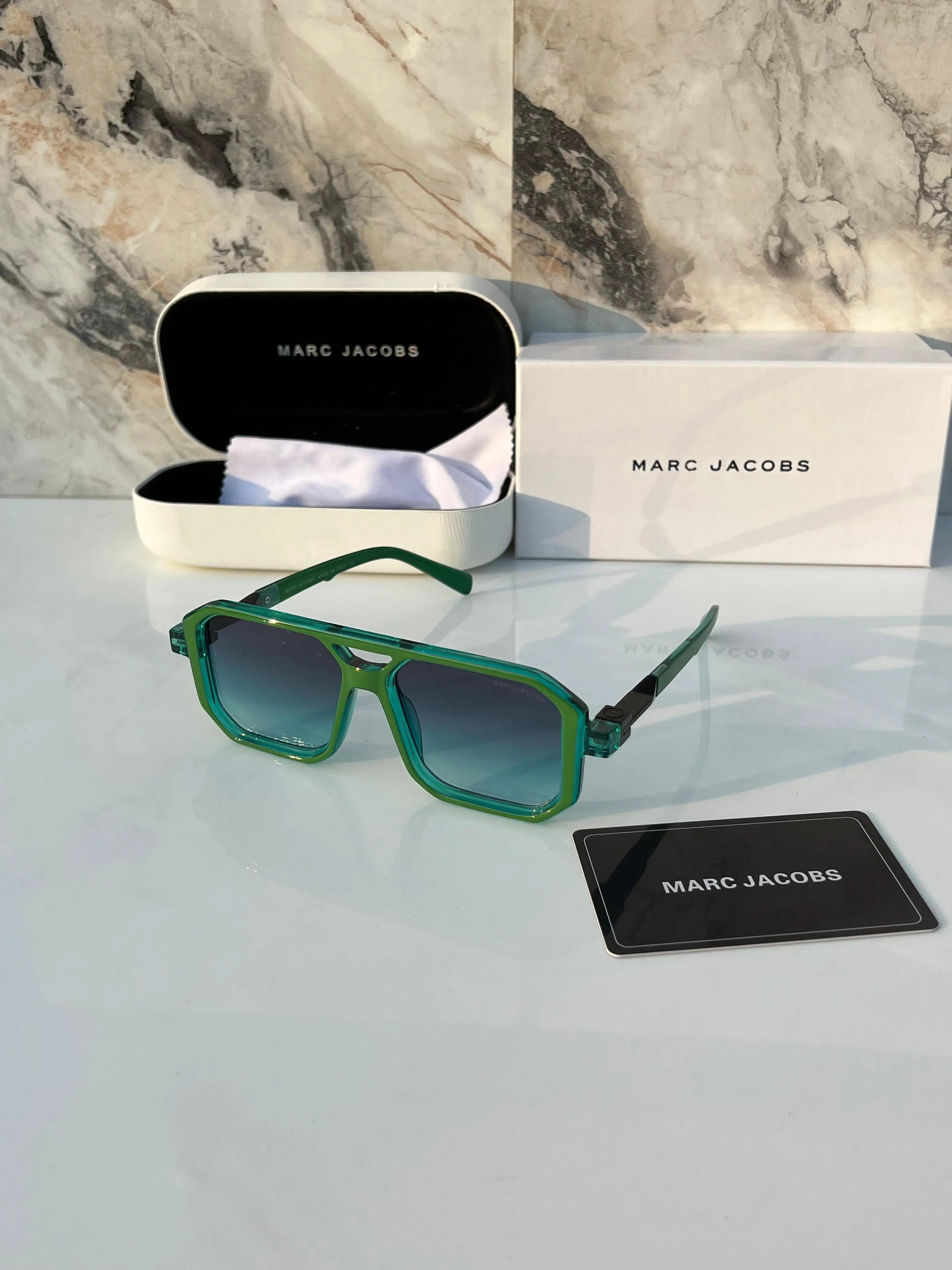 Marc_jacobs_6125_green Main image