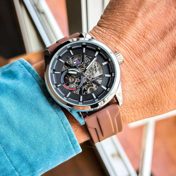 TOMMY_AUTO_SILVER_BROWN