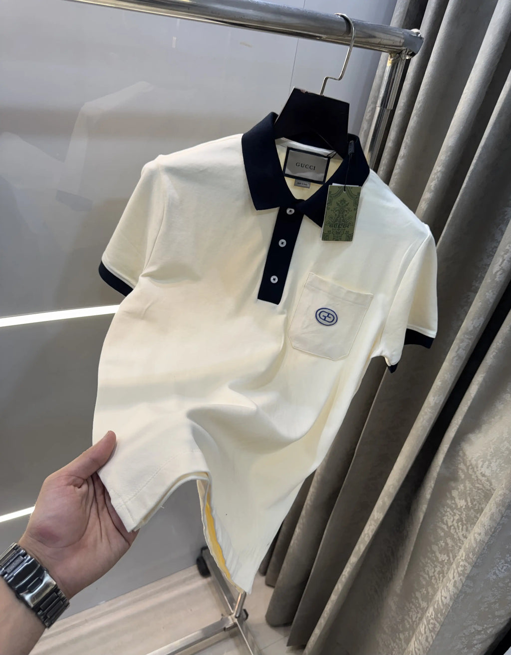Gucc i Cream Logo Work Imported Polo T-Shirt