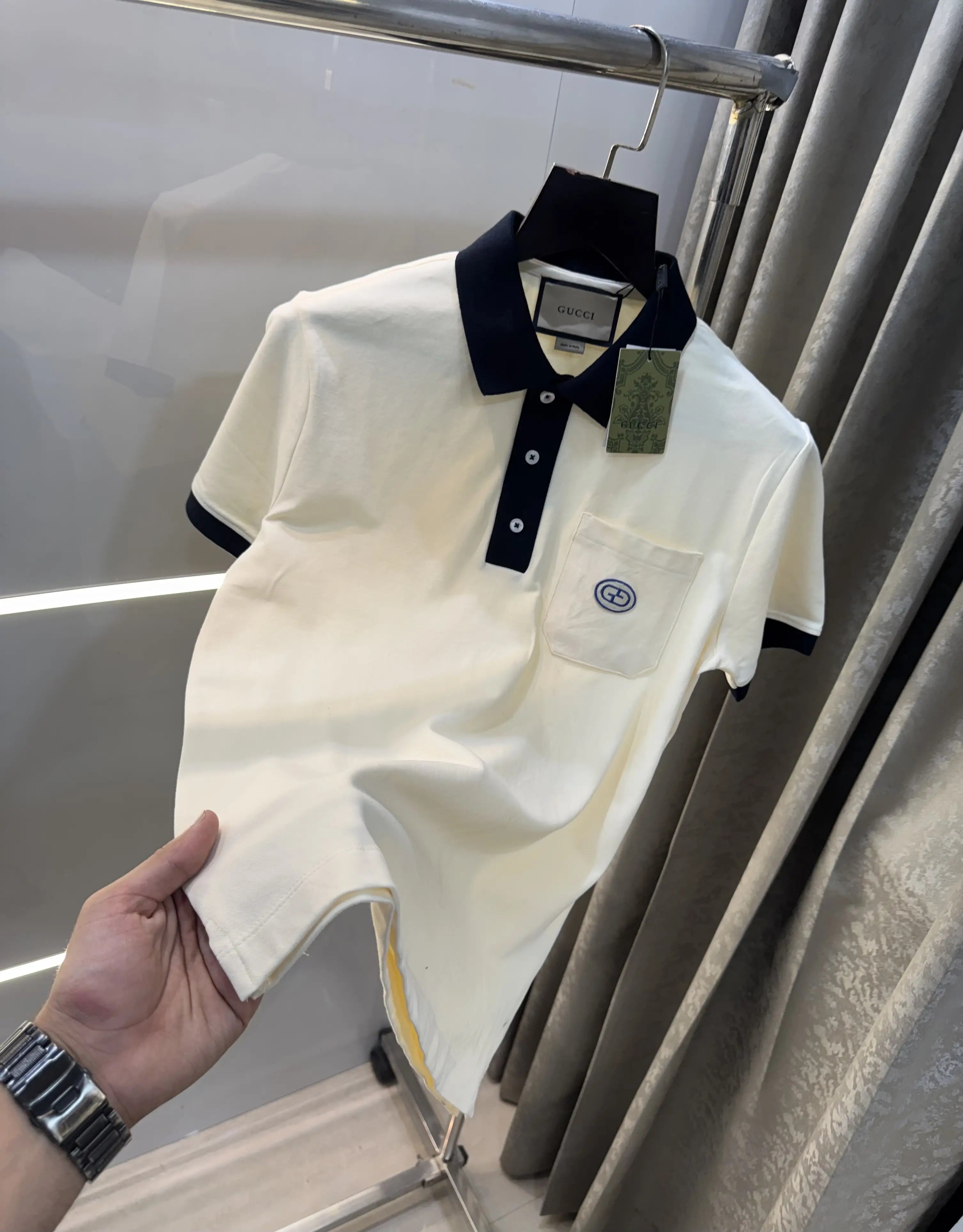 Gucc i Cream Logo Work Imported Polo T-Shirt