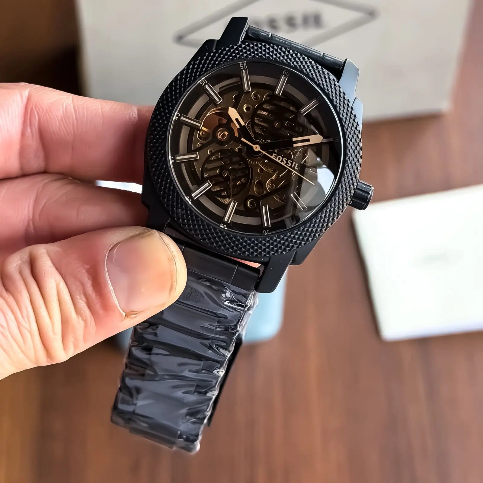 FOSSIL_AUTO_METAL
